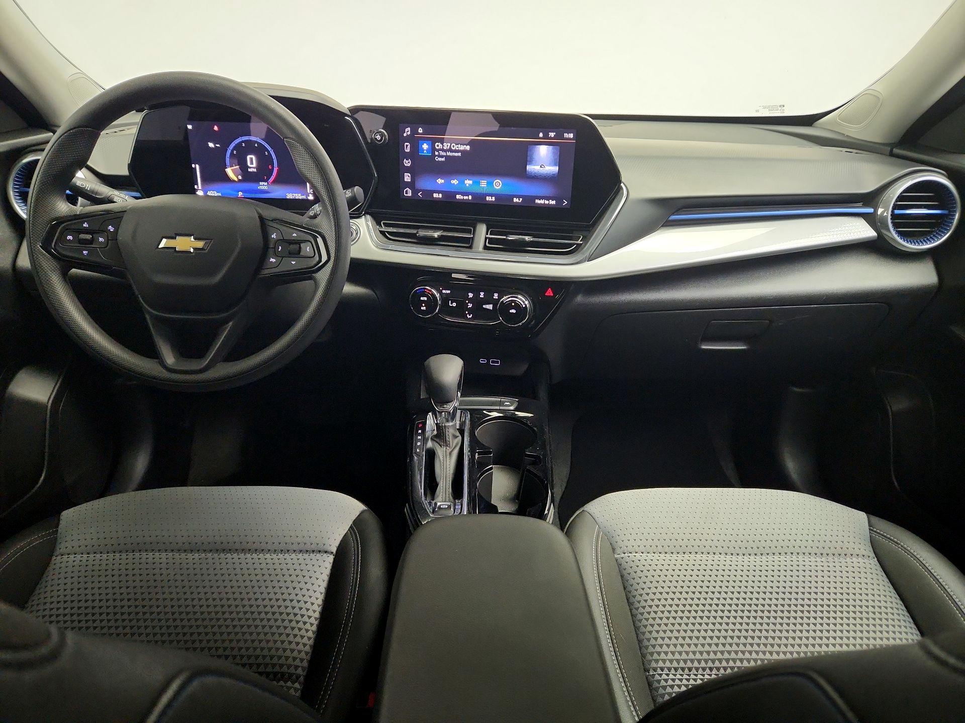 Thumbnail: 2025 Chevrolet Trax - 9
