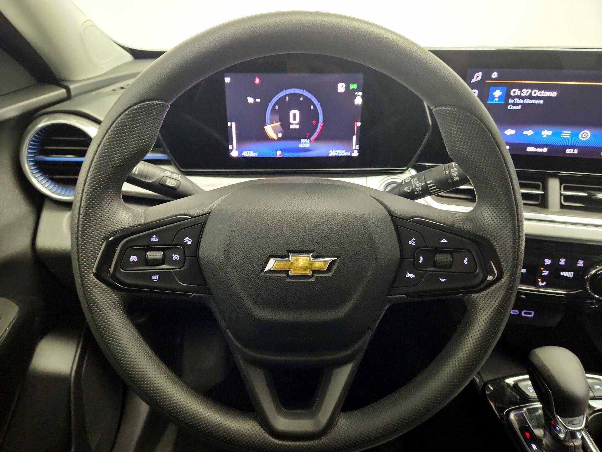 Thumbnail: 2025 Chevrolet Trax - 10