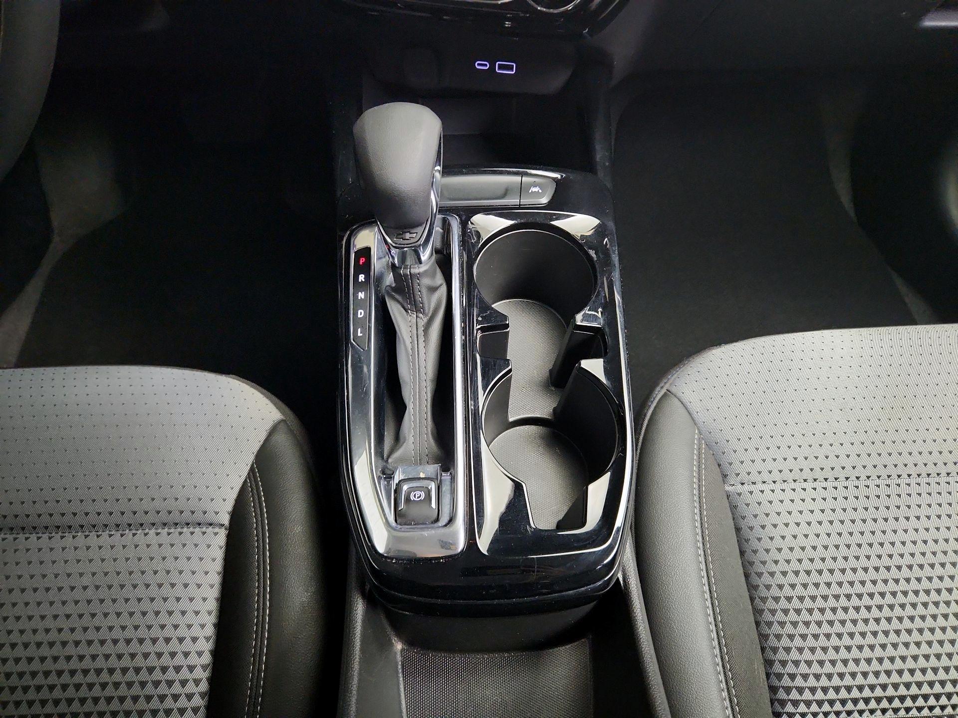 Thumbnail: 2025 Chevrolet Trax - 17