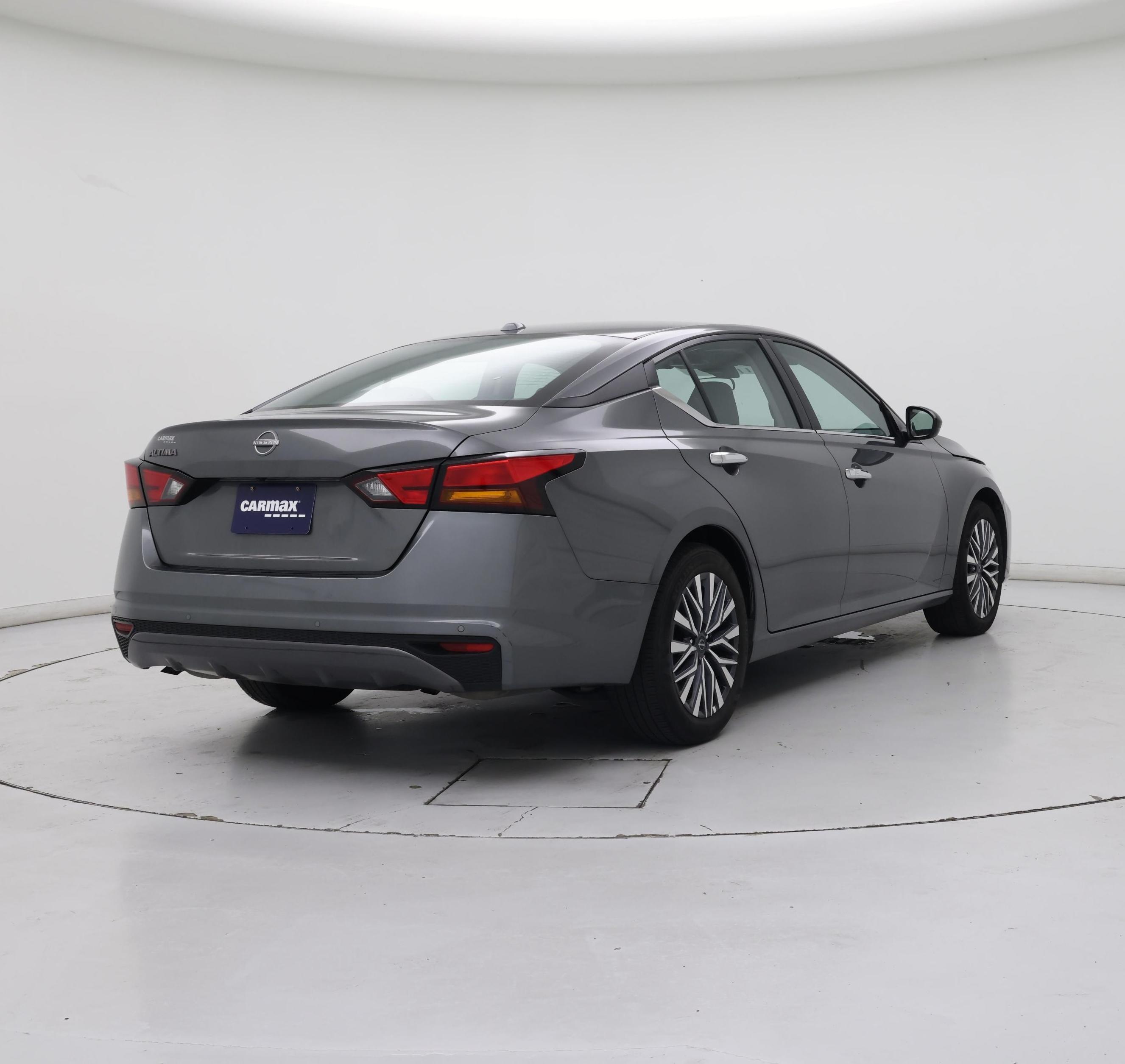 Thumbnail: 2025 Nissan Altima - 8