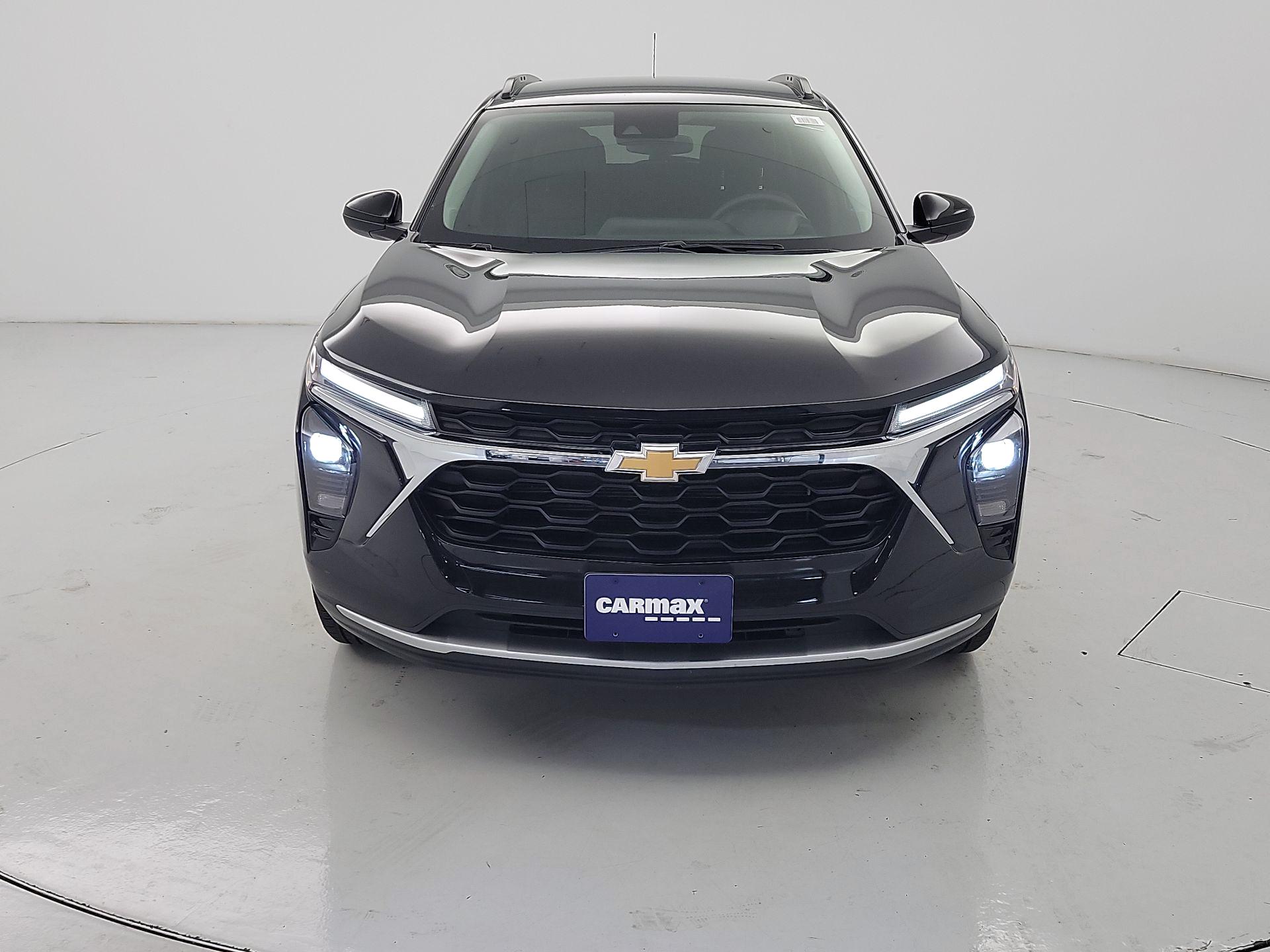 Thumbnail: 2025 Chevrolet Trax - 2