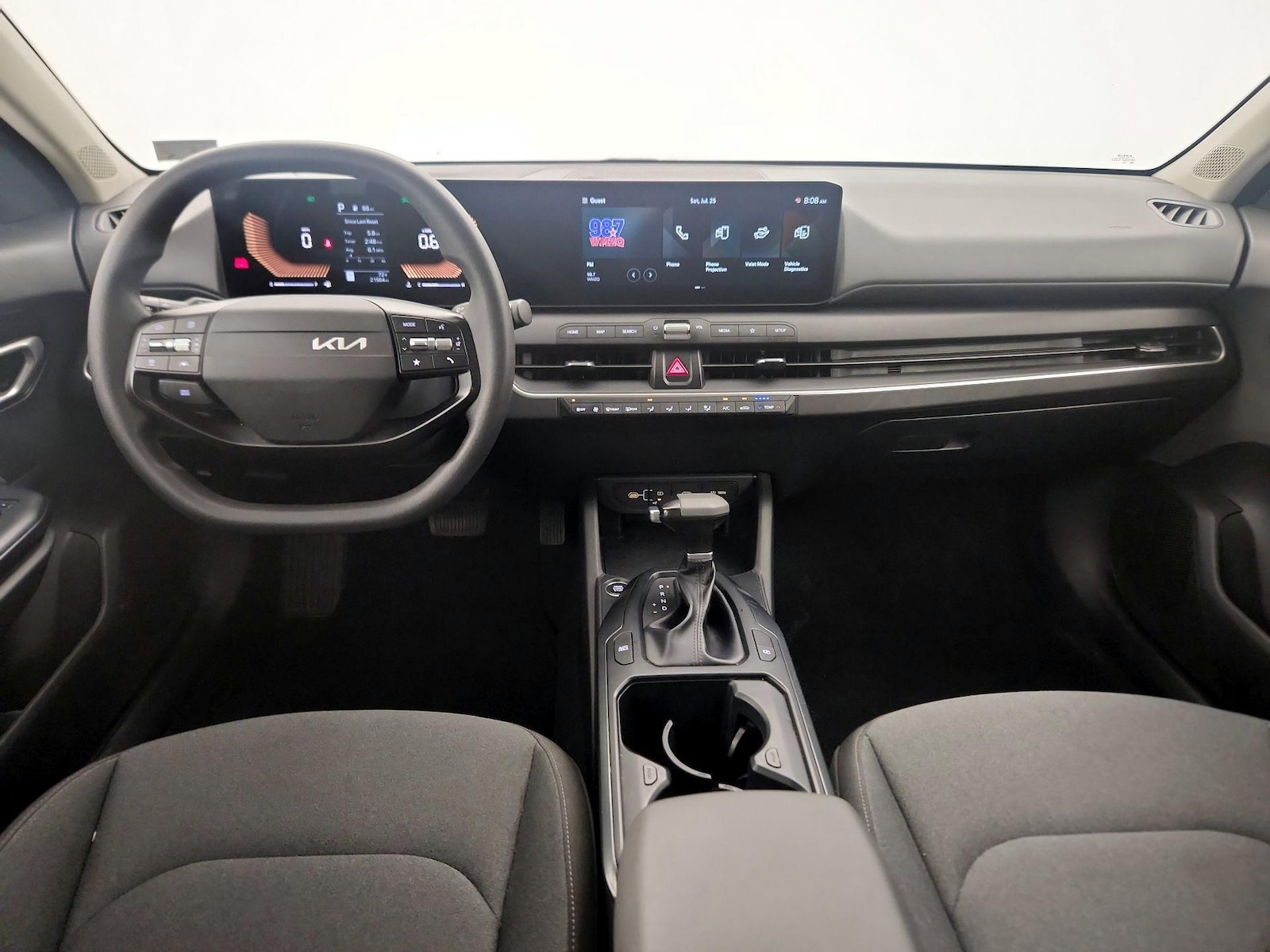 2025 Kia K4 LXS - Photo 10
