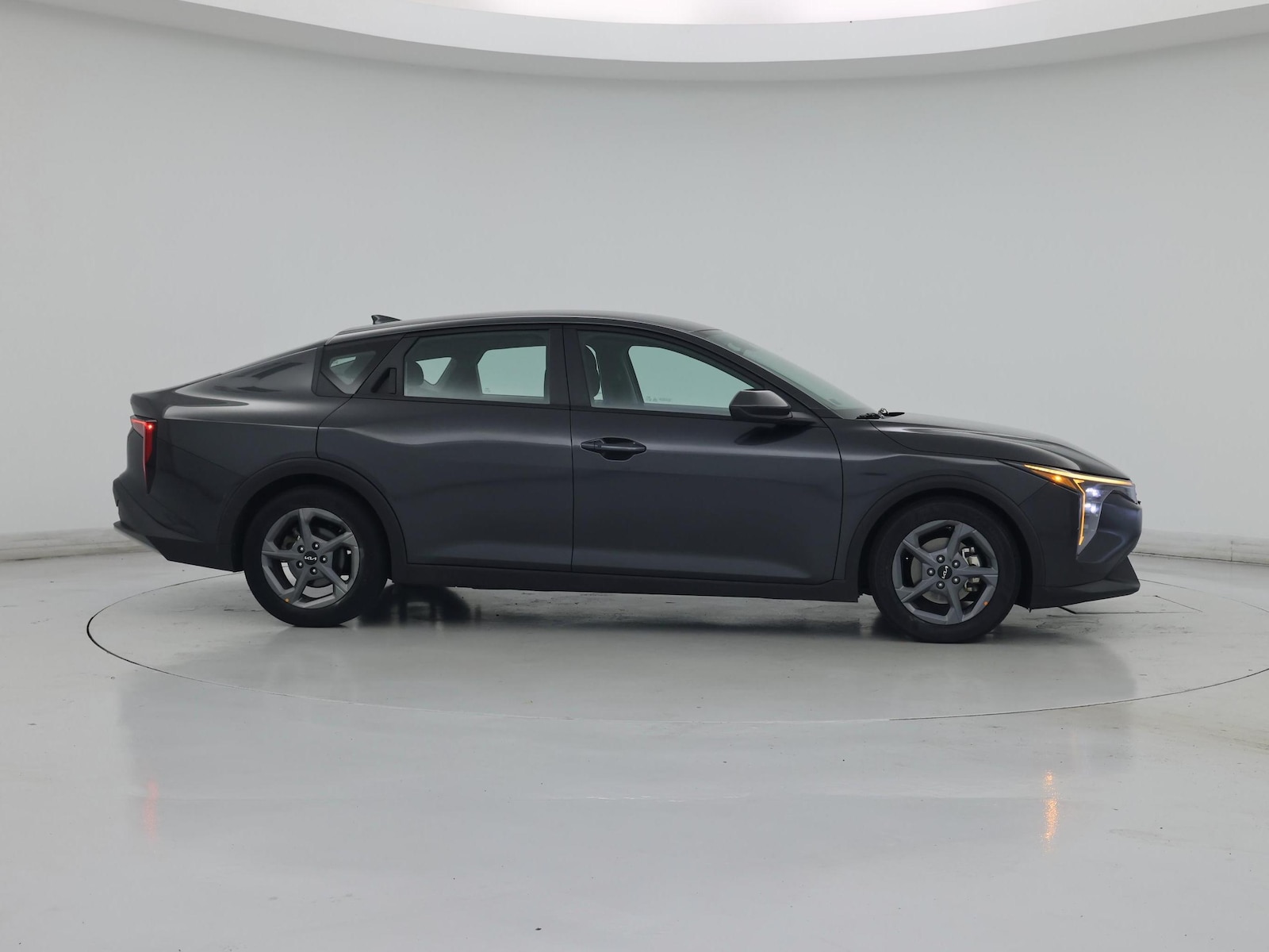 2025 Kia K4 LXS - Photo 8