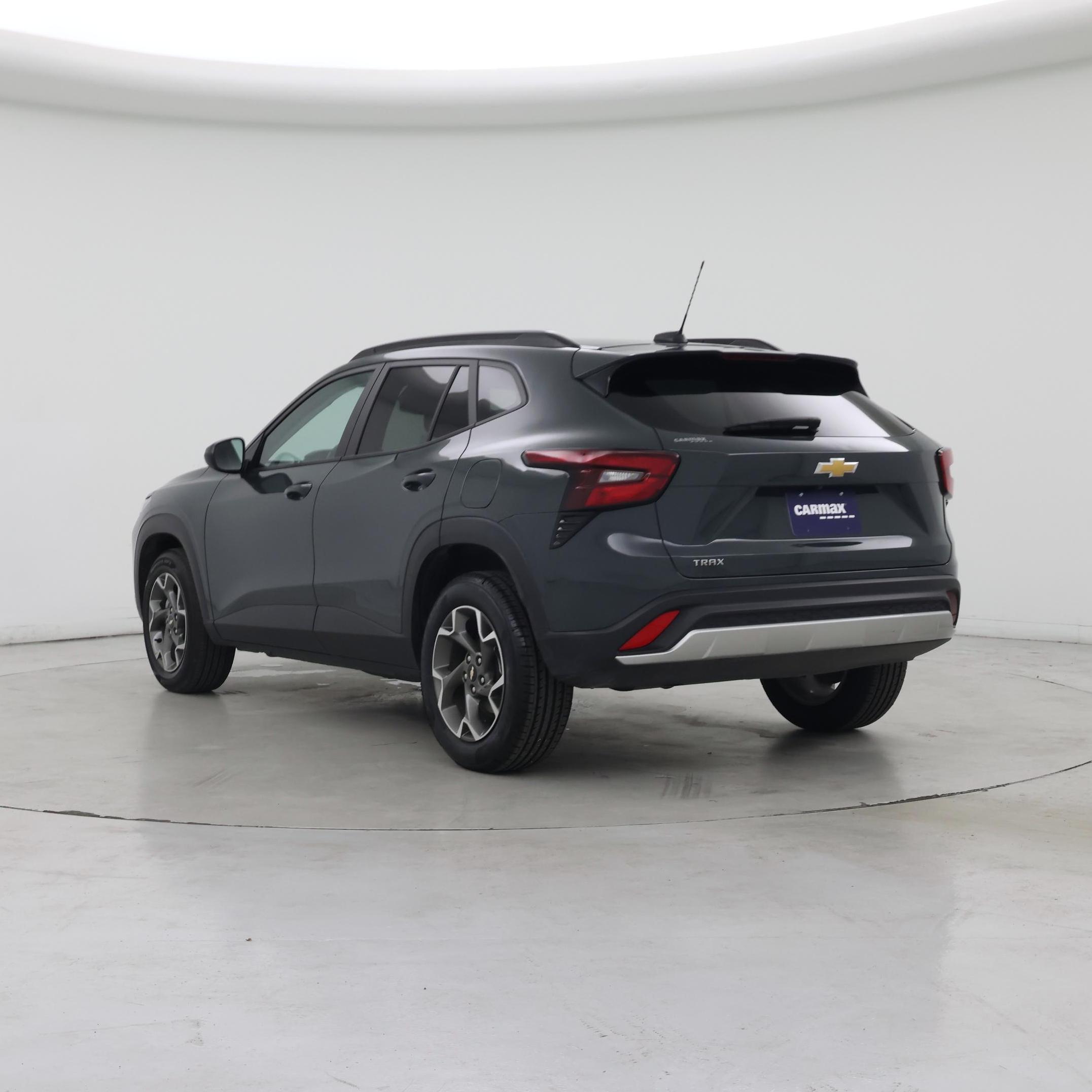 Thumbnail: 2025 Chevrolet Trax - 2