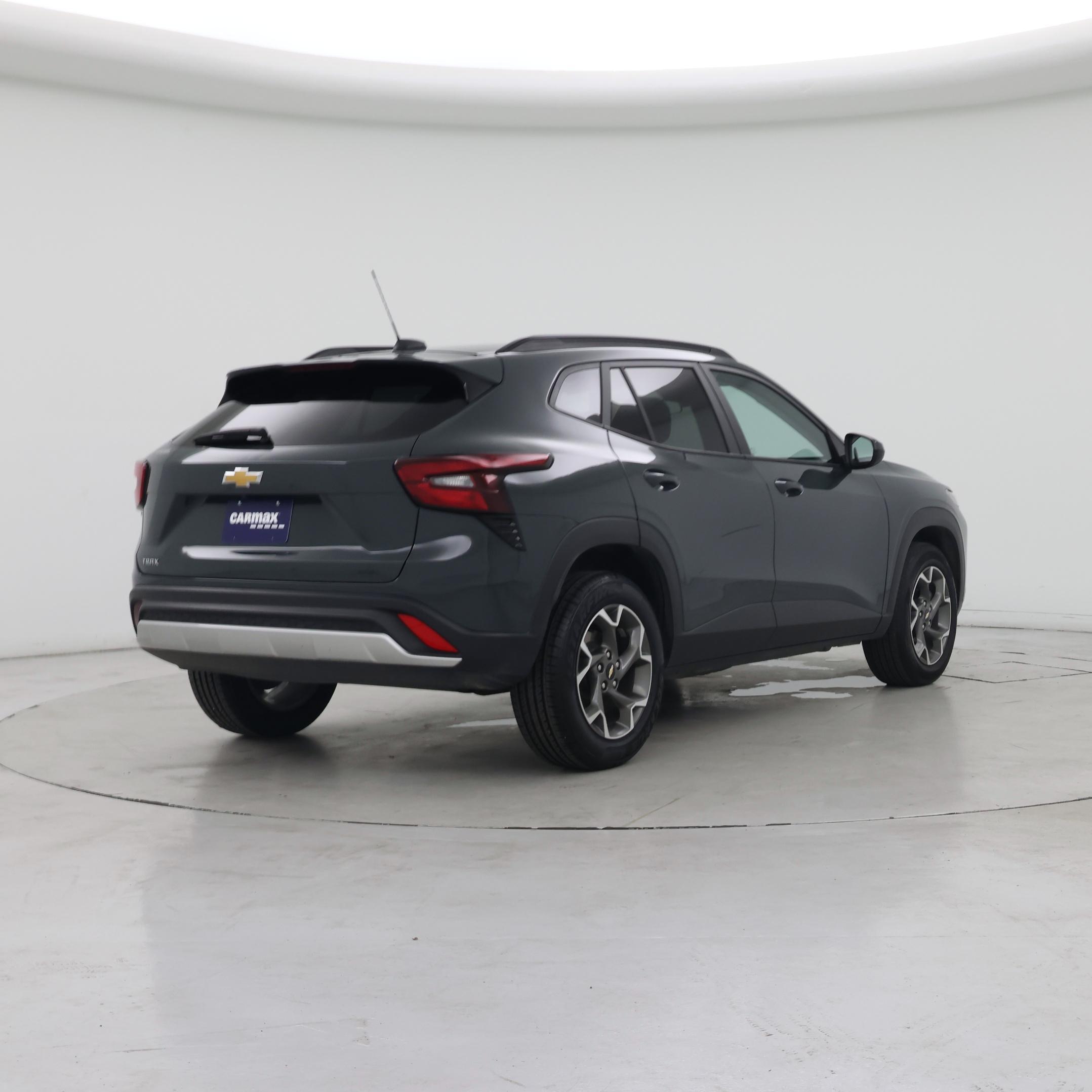 Thumbnail: 2025 Chevrolet Trax - 8