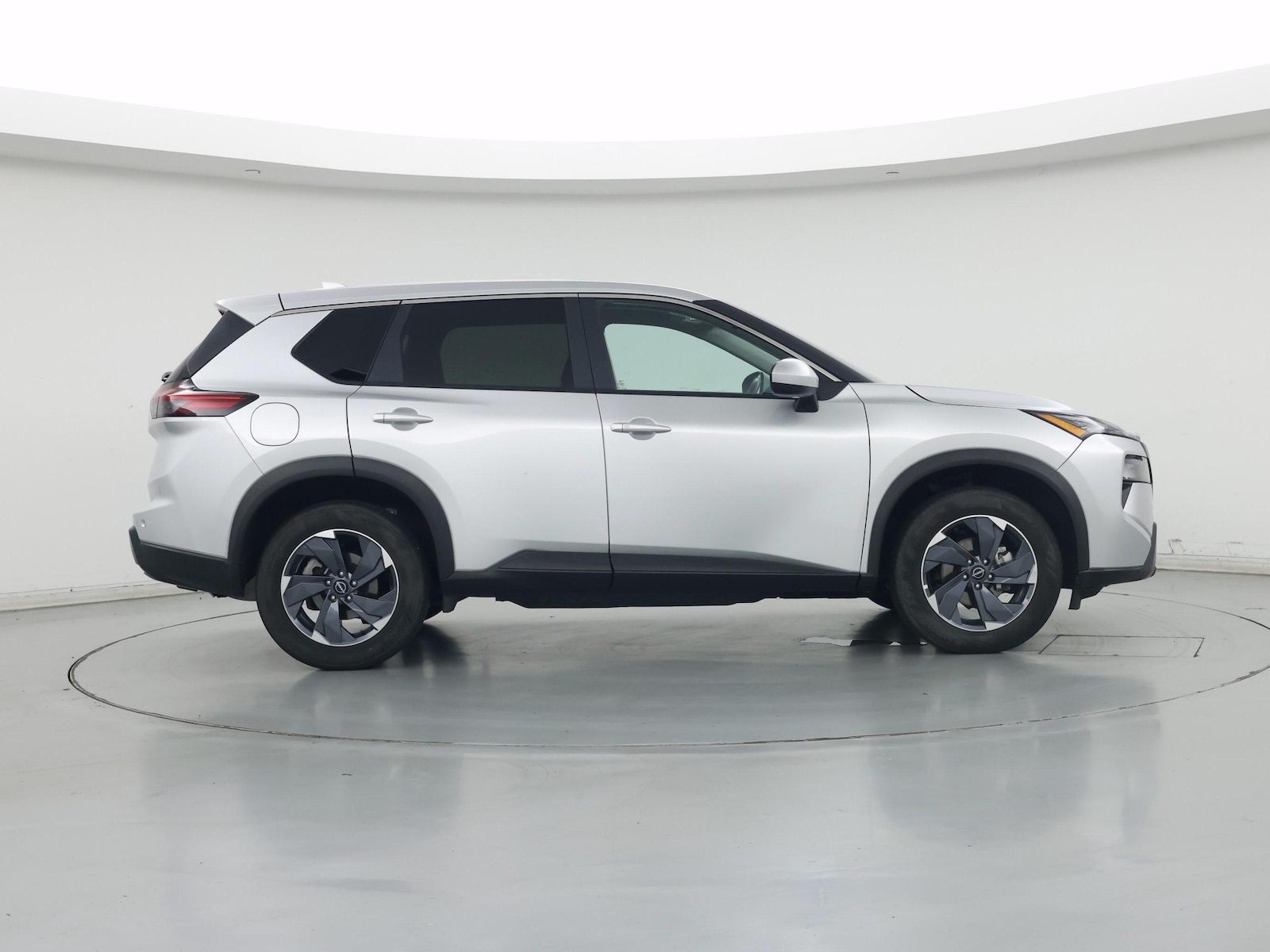 2025 Nissan Rogue SV - Photo 8