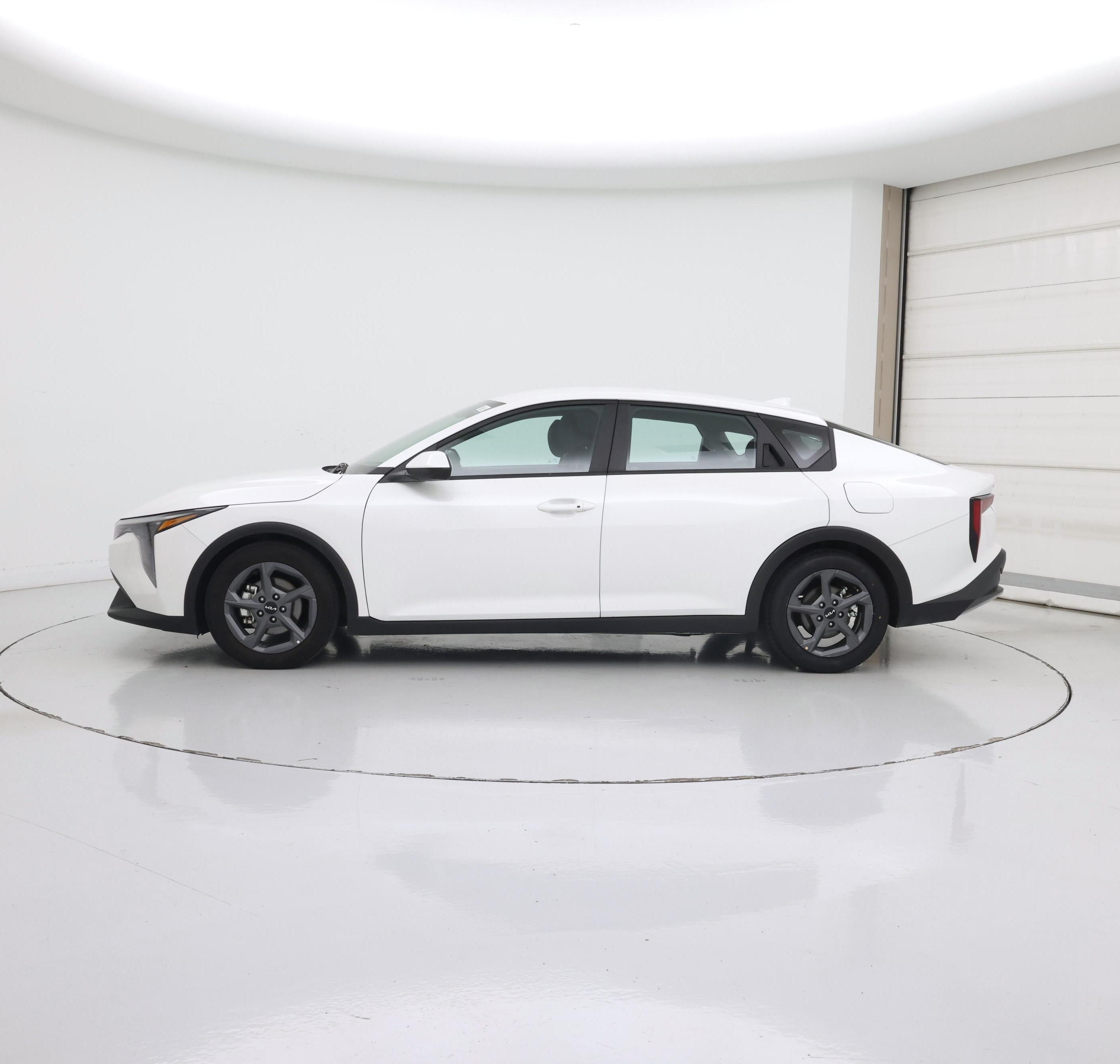 Thumbnail: 2025 Kia K4 - 3
