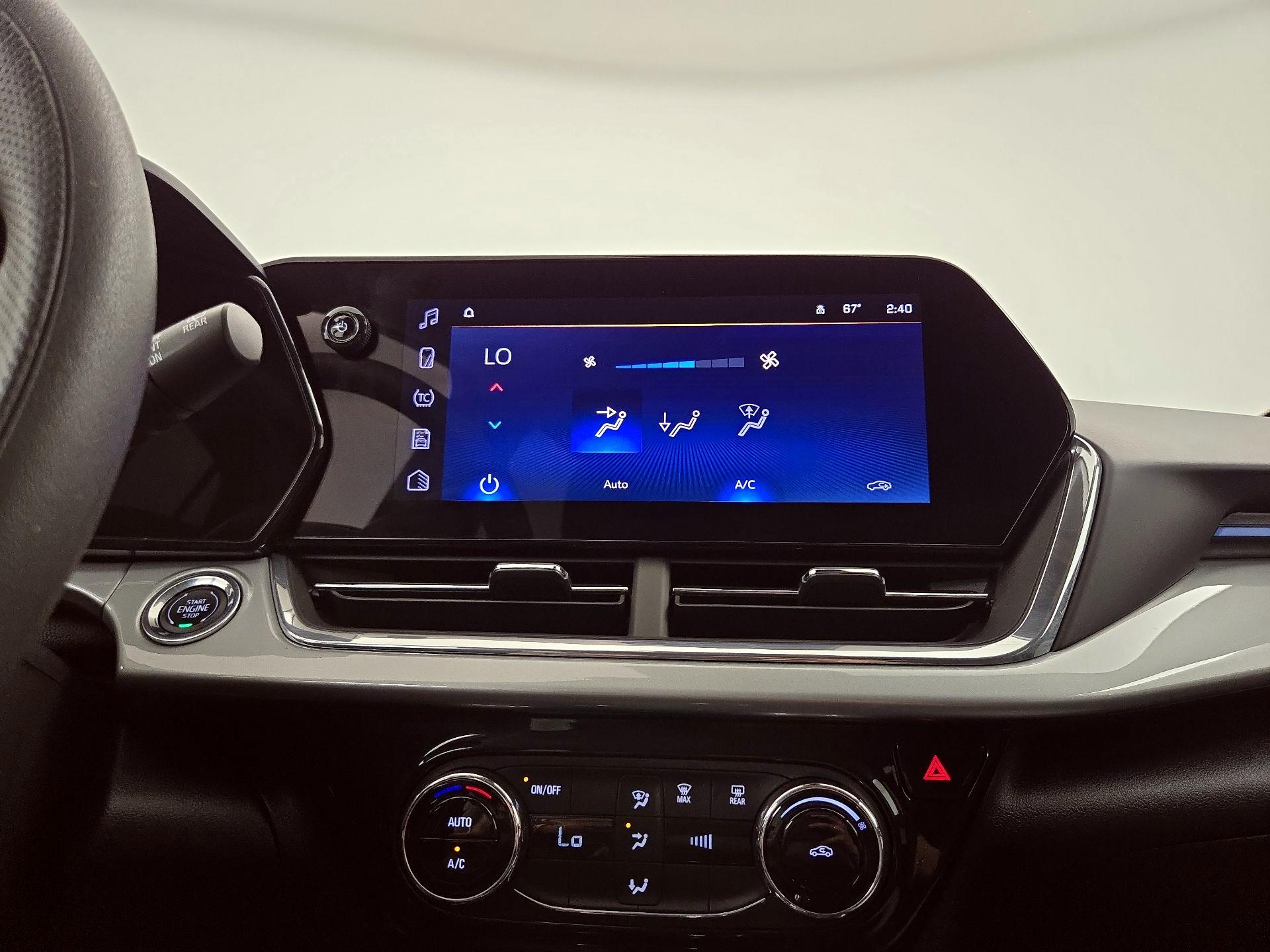 Thumbnail: 2025 Chevrolet Trax - 16