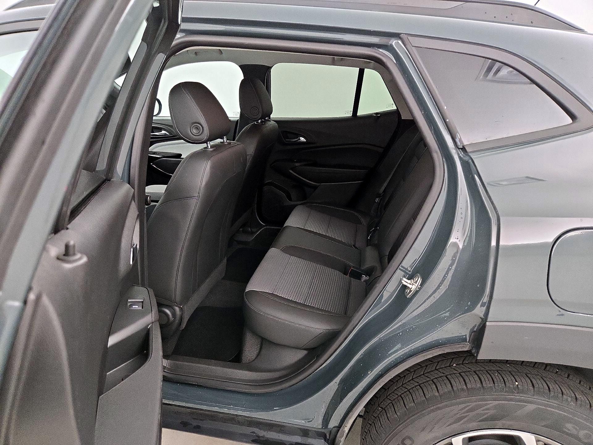 Thumbnail: 2025 Chevrolet Trax - 19