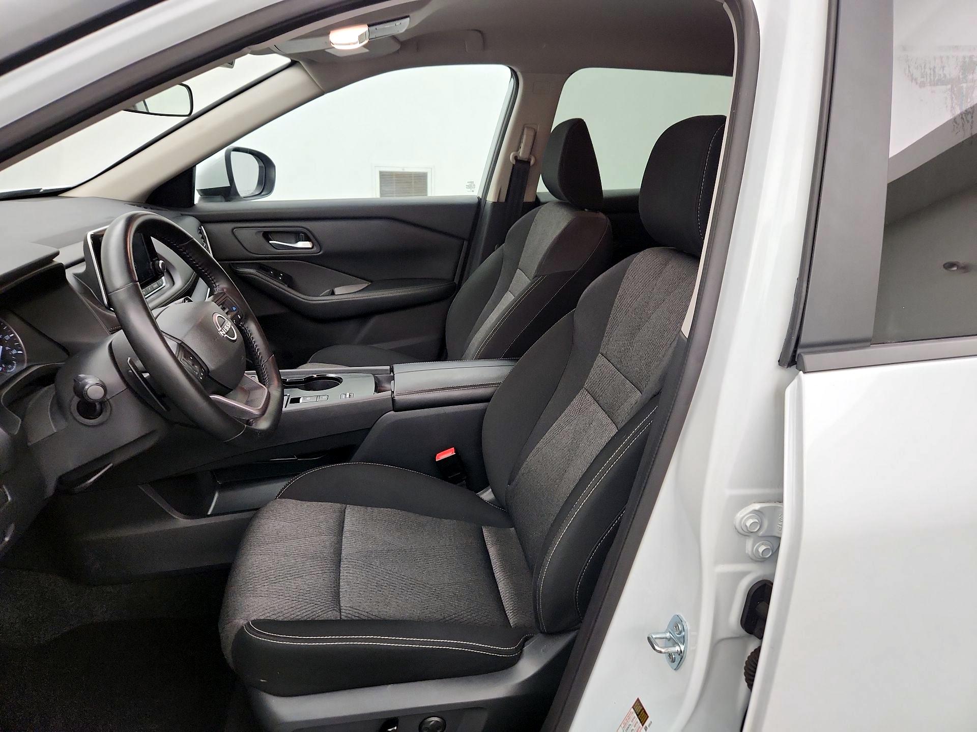 Thumbnail: 2025 Nissan Rogue - 11