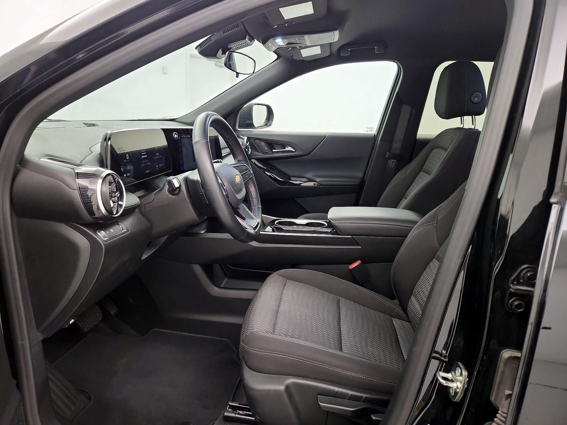 Thumbnail: 2025 Chevrolet Equinox - 11