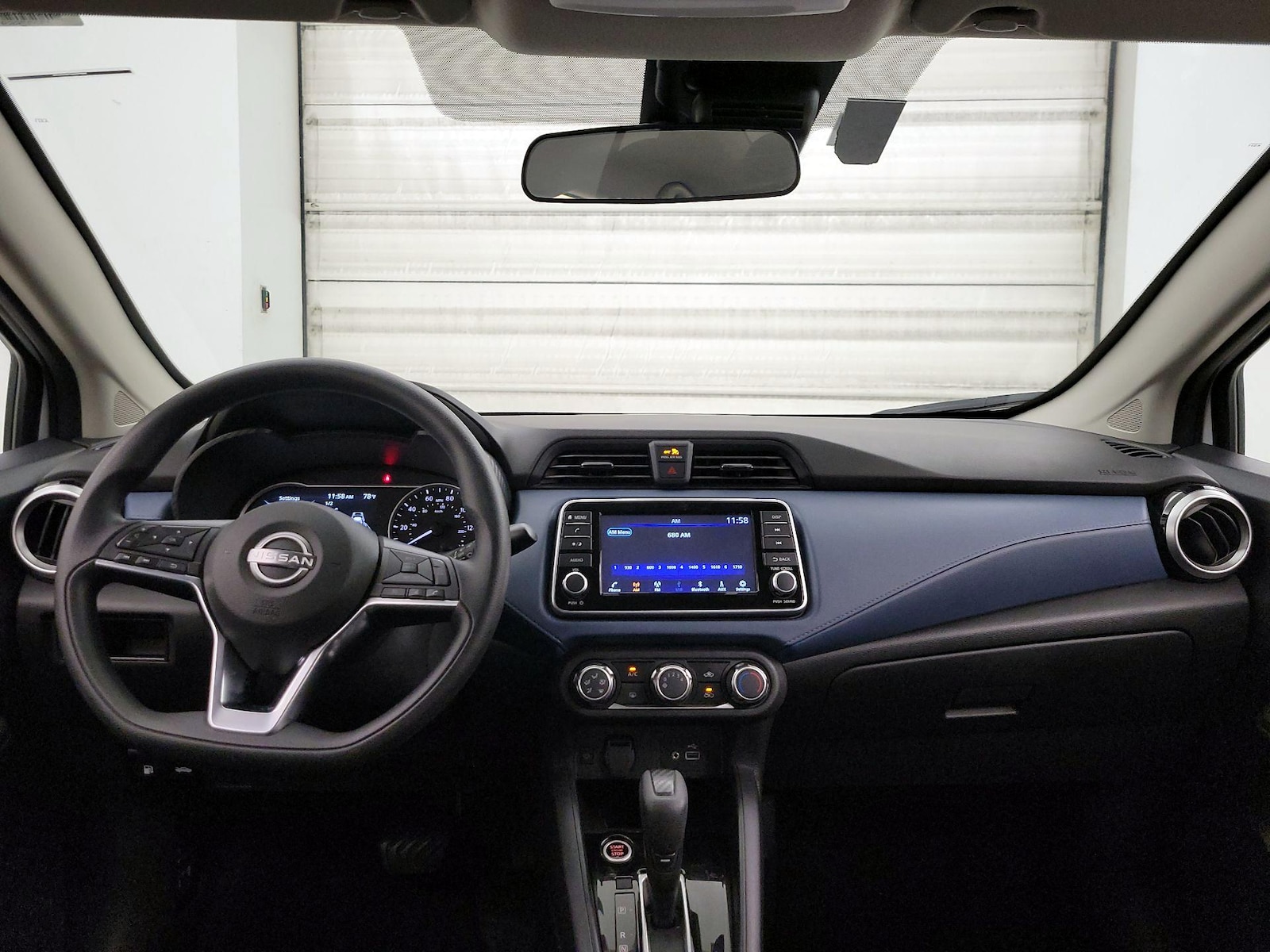2025 Nissan Versa Sedan SV - Photo 10