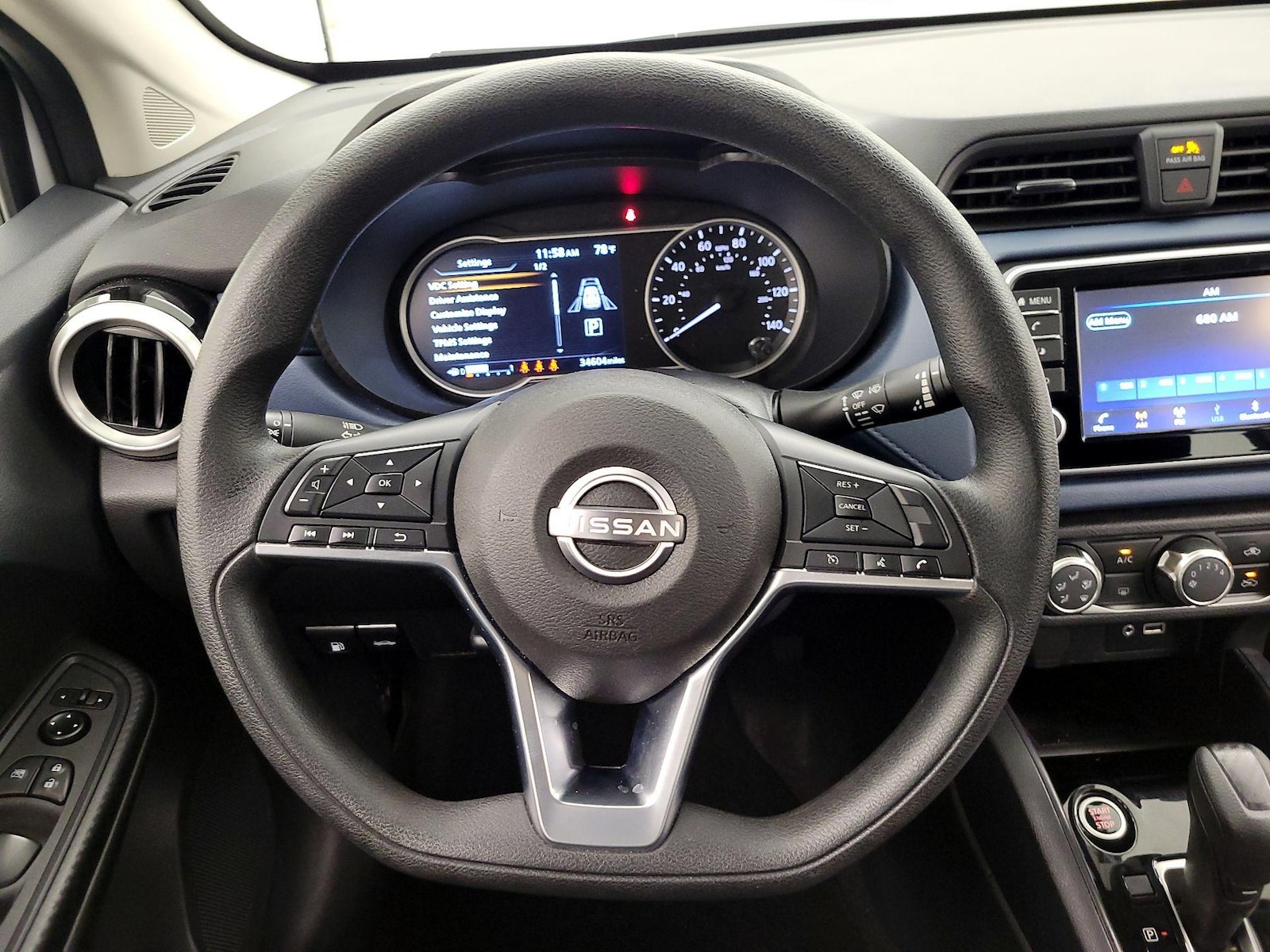 2025 Nissan Versa Sedan SV - Photo 11