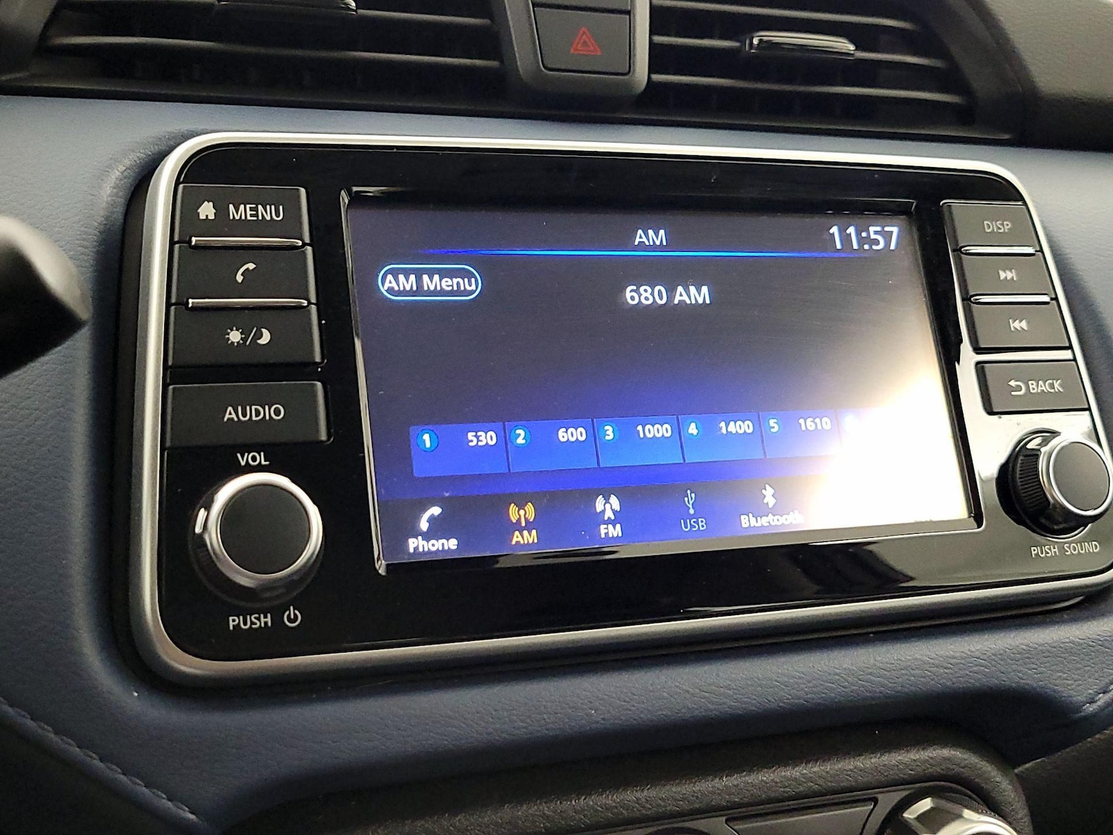 2025 Nissan Versa Sedan SV - Photo 15