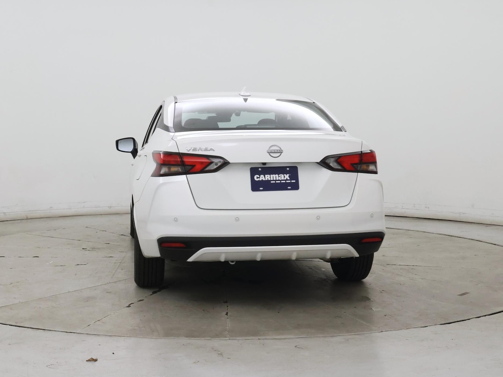 2025 Nissan Versa Sedan SV - Photo 7