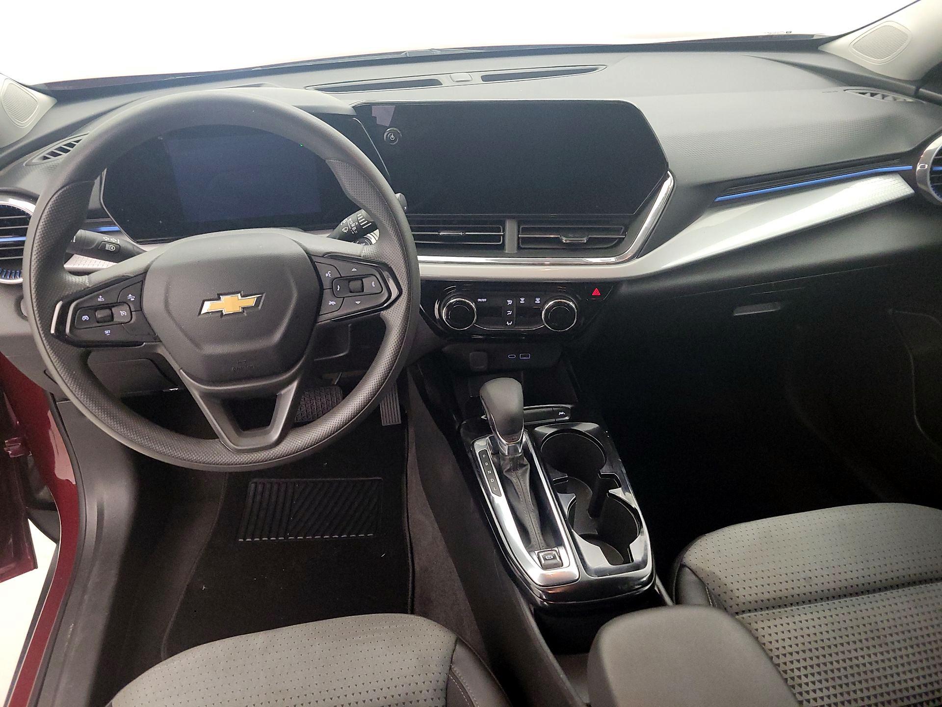Thumbnail: 2025 Chevrolet Trax - 9