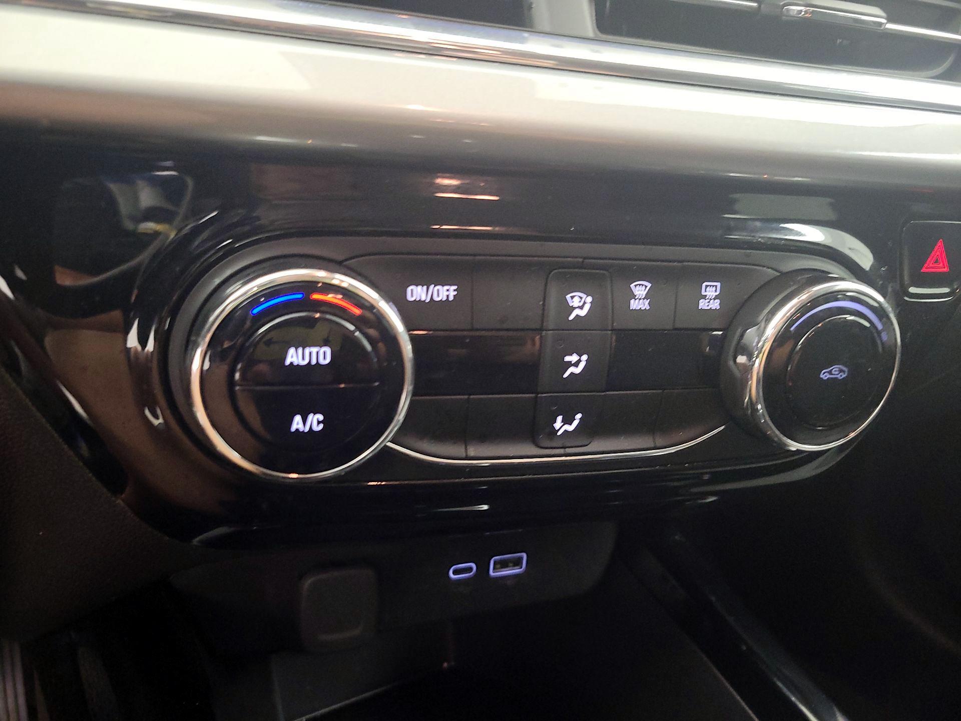 Thumbnail: 2025 Chevrolet Trax - 16