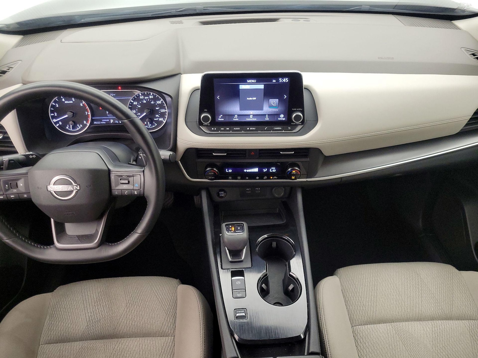 2025 Nissan Rogue SV - Photo 10