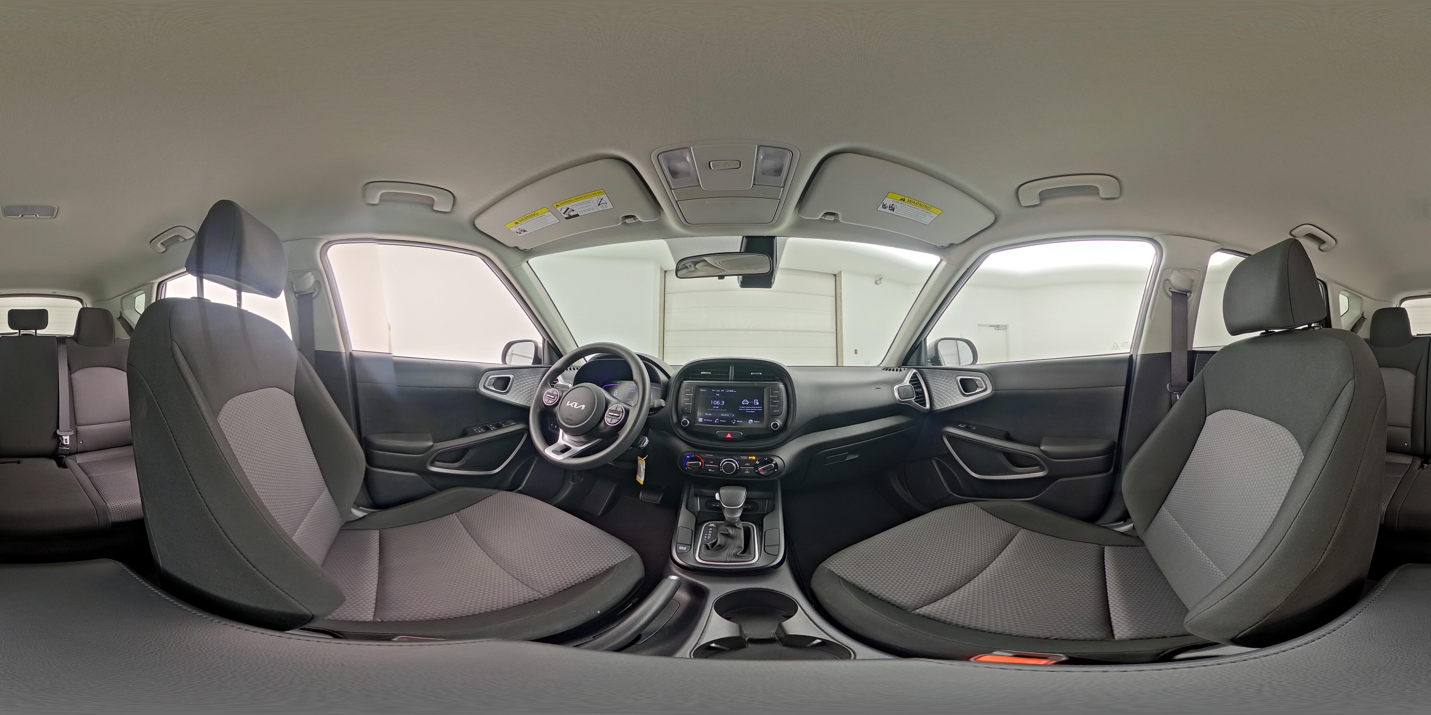 2025 Kia Soul LX - Photo 24