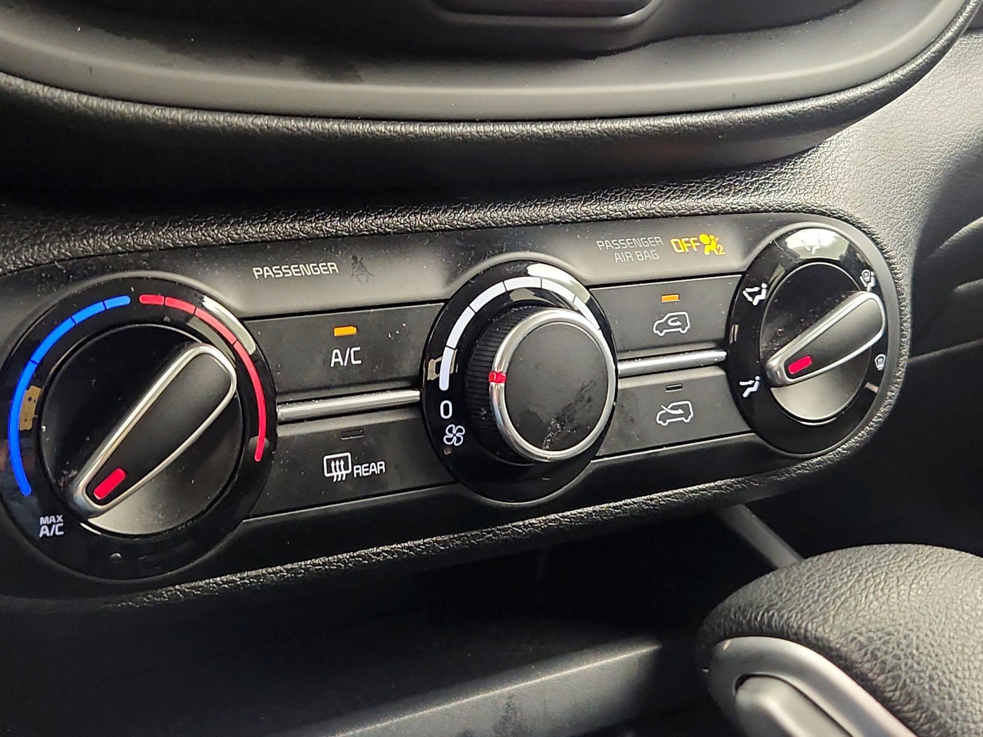 Thumbnail: 2025 Kia Soul - 16