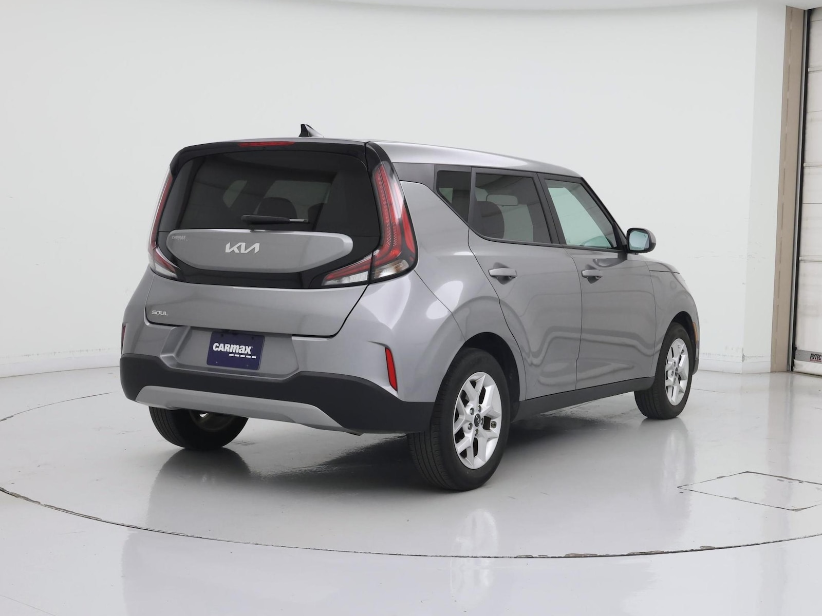 2025 Kia Soul LX - Photo 9