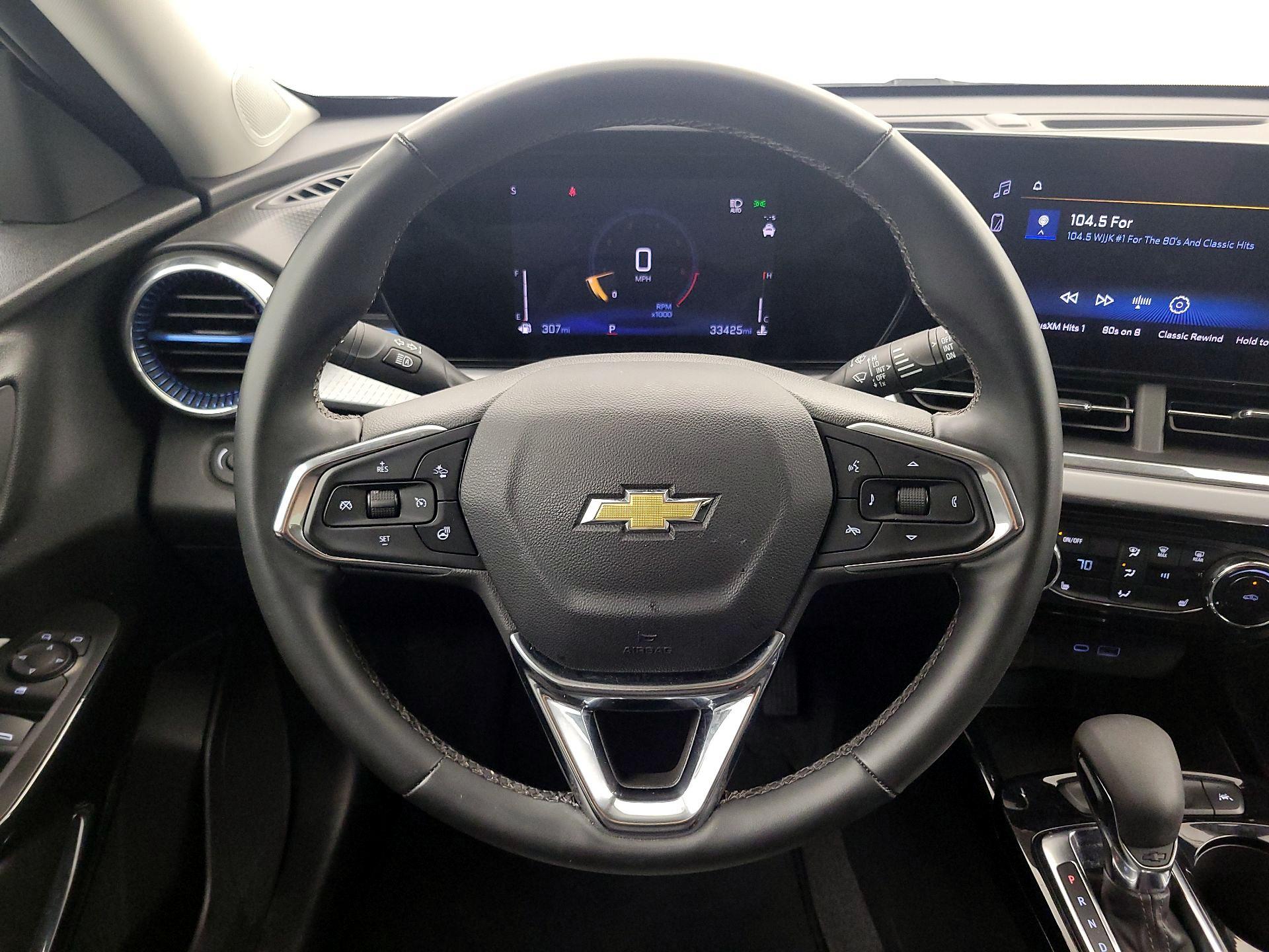 Thumbnail: 2025 Chevrolet Trax - 10