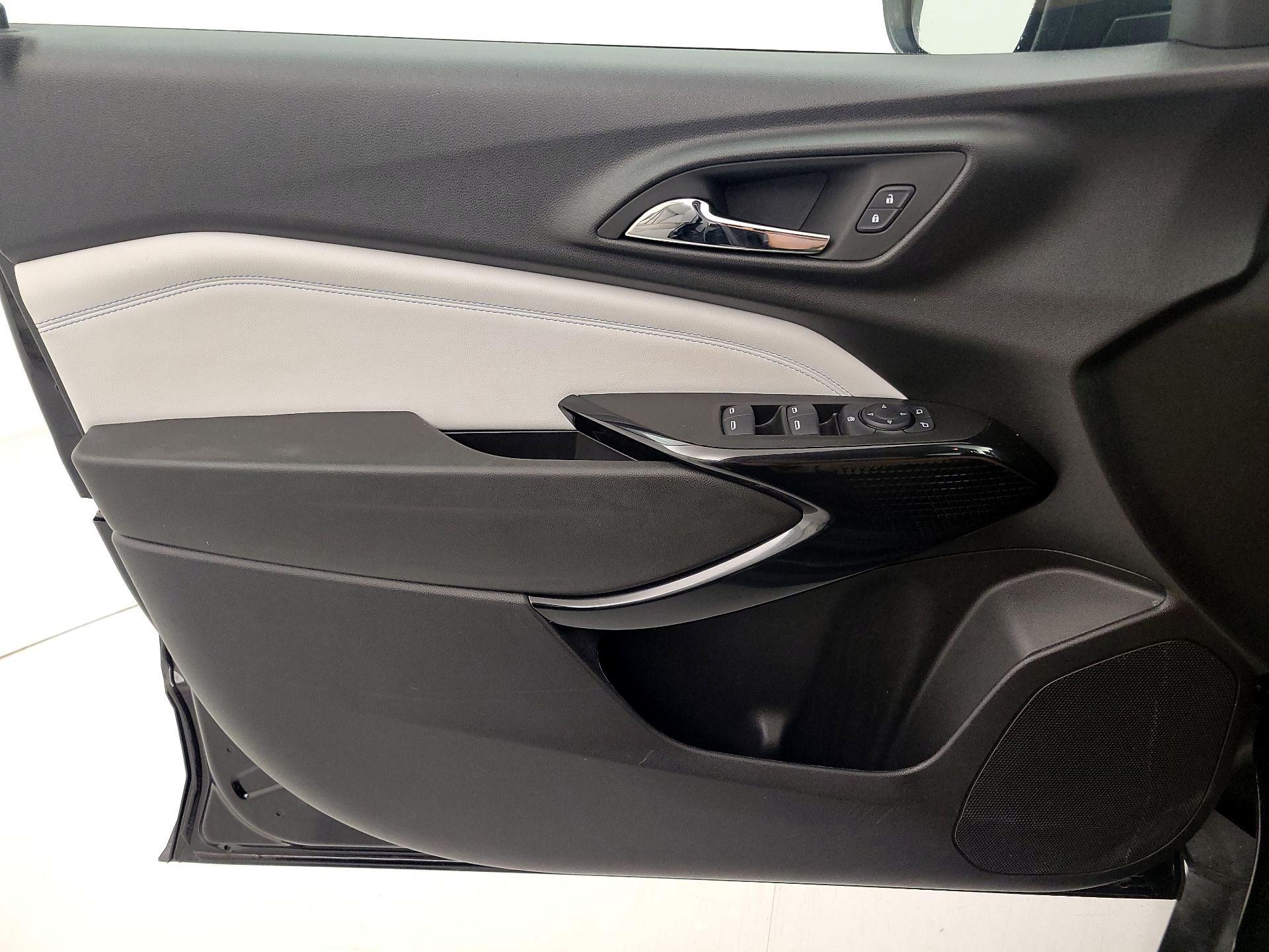 Thumbnail: 2025 Chevrolet Trax - 12