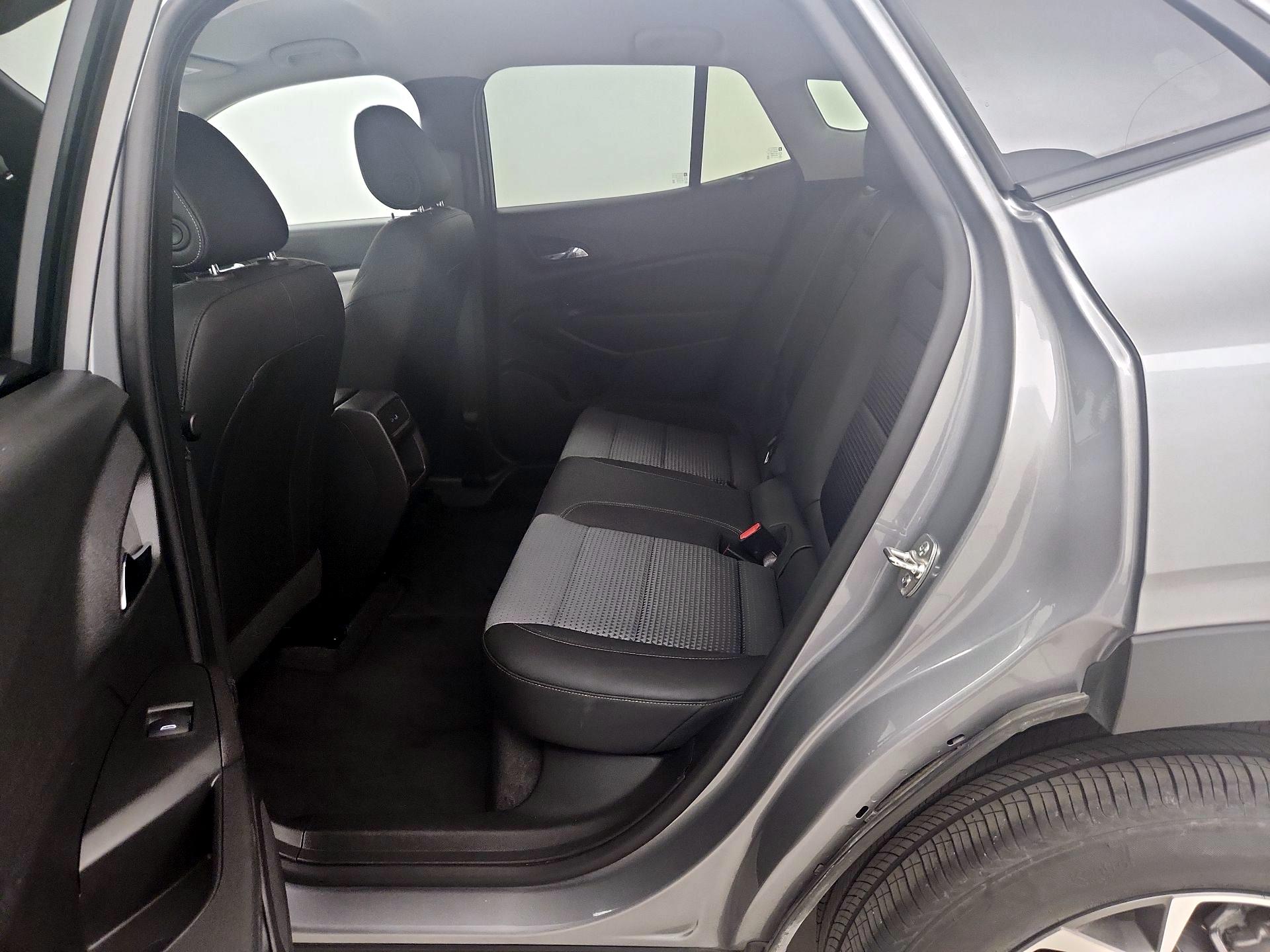 Thumbnail: 2025 Chevrolet Trax - 18