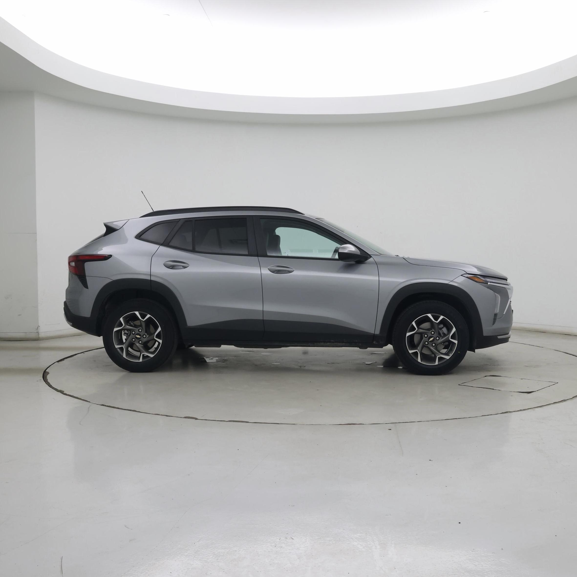 Thumbnail: 2025 Chevrolet Trax - 7