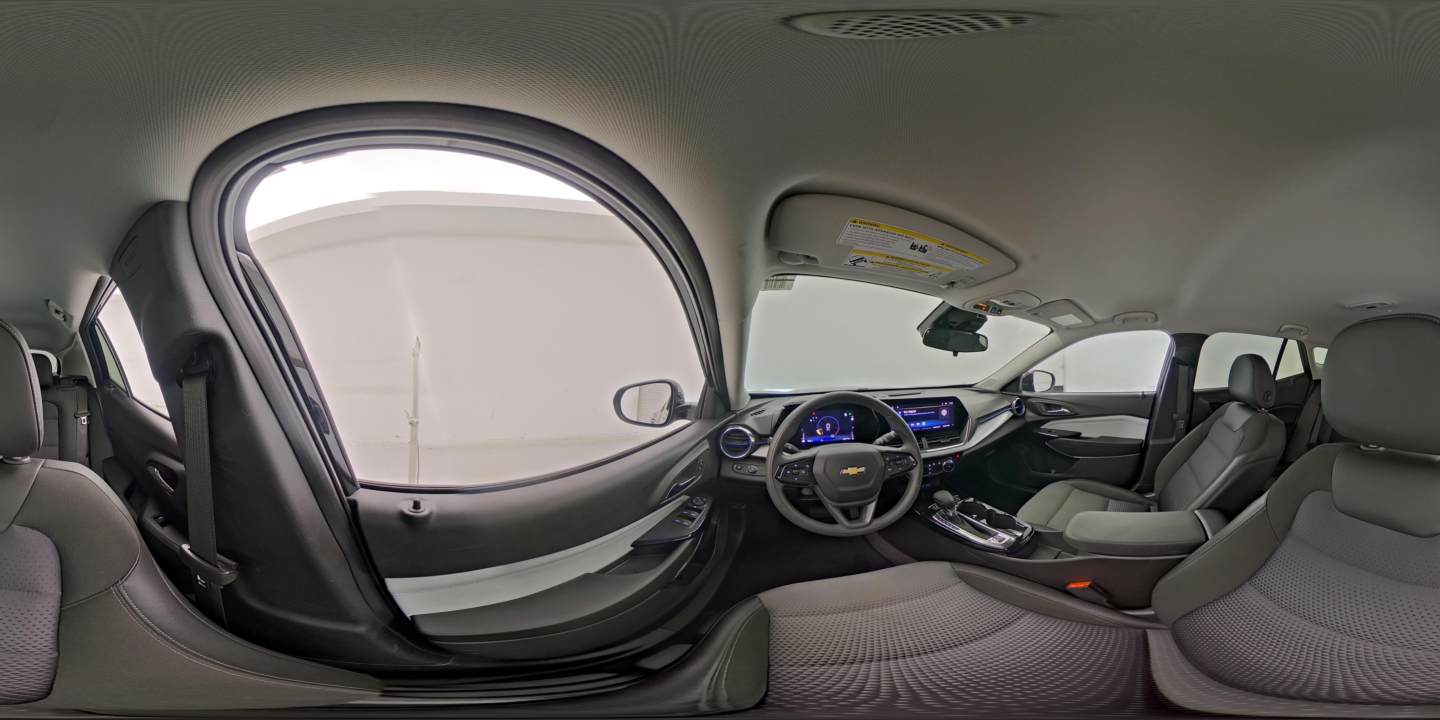 2025 Chevrolet Trax LT - Photo 26