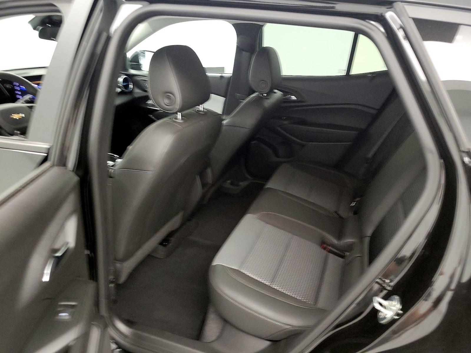 2025 Chevrolet Trax LT - Photo 20