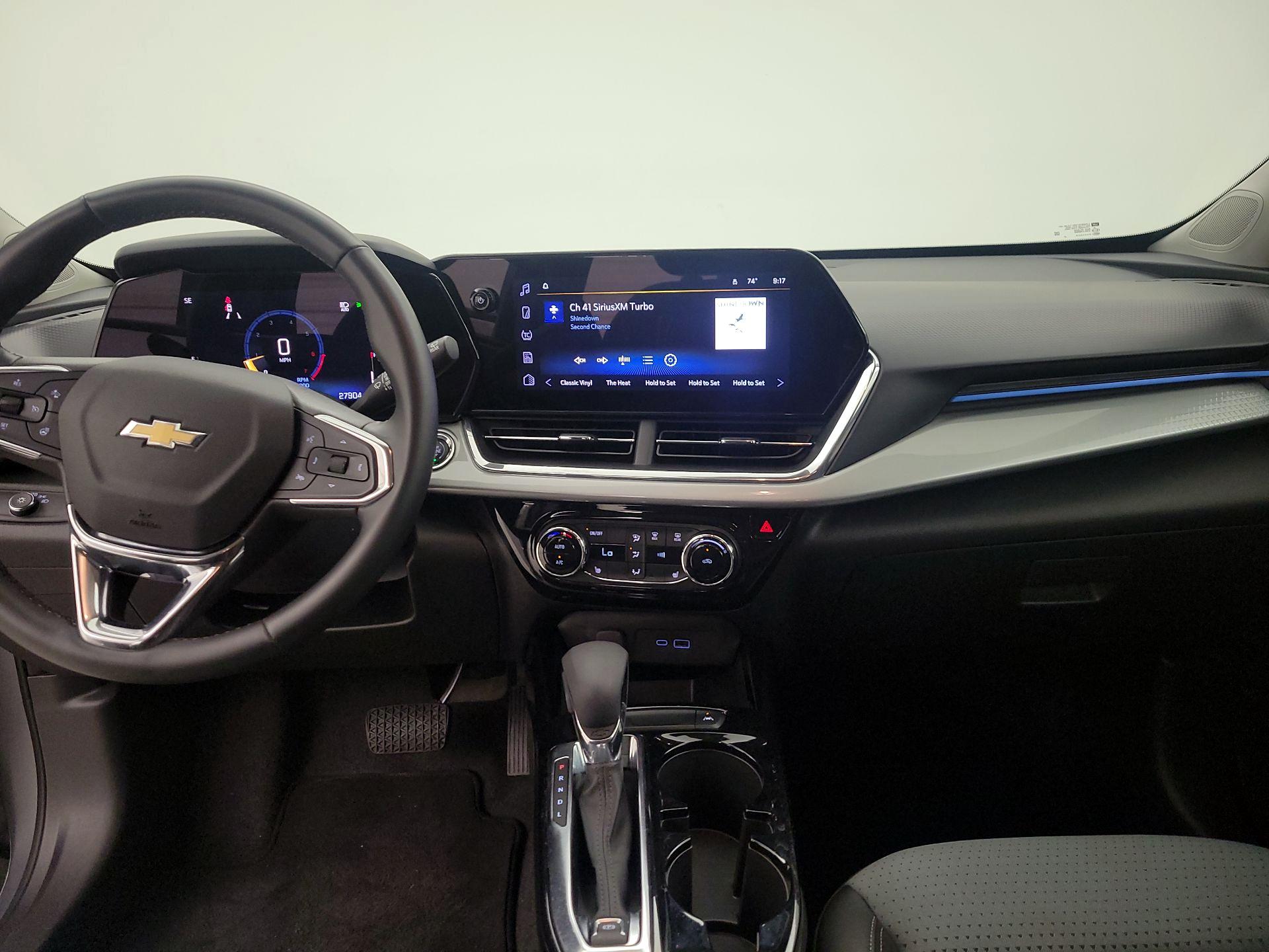 Thumbnail: 2025 Chevrolet Trax - 9