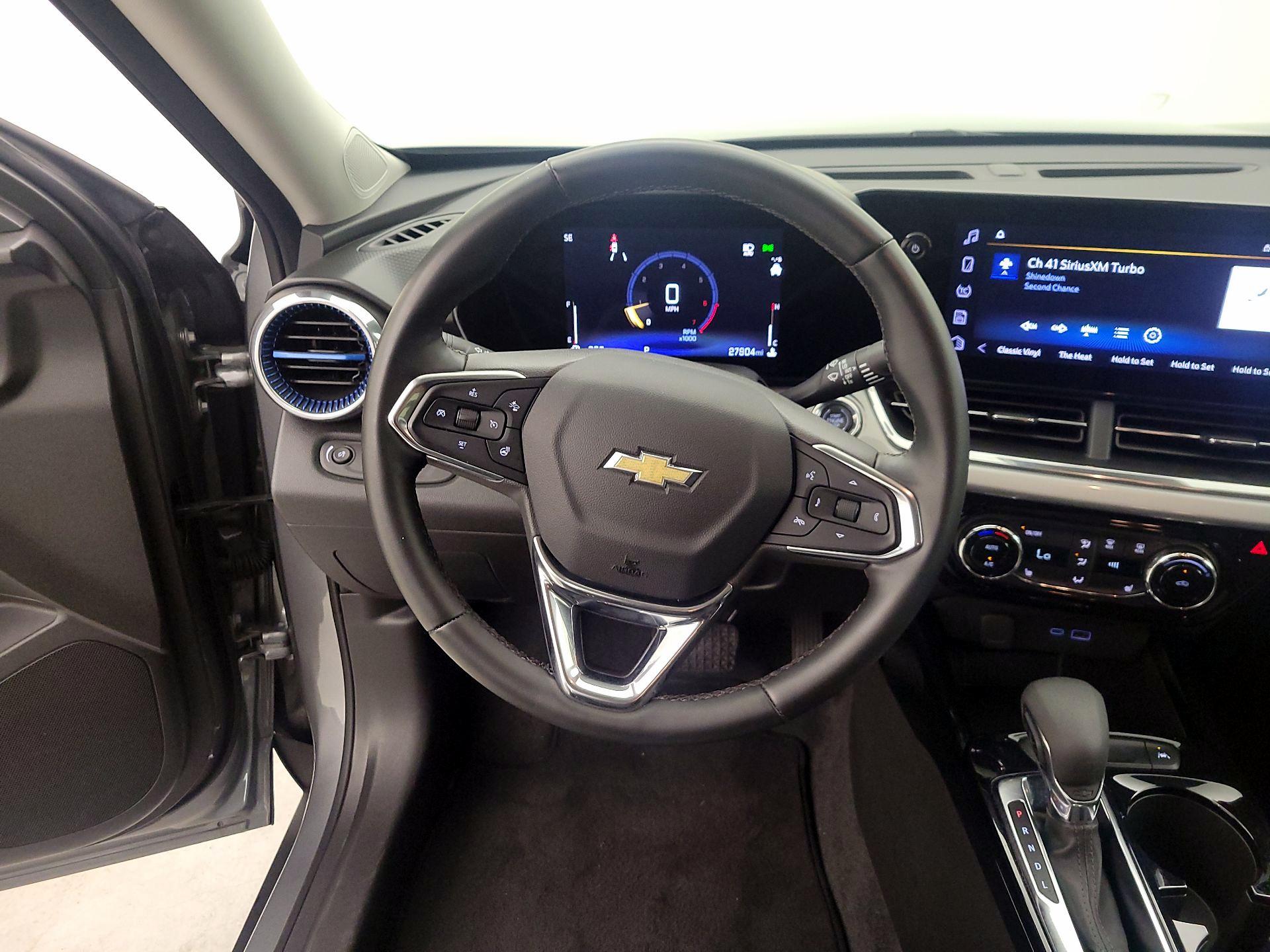 Thumbnail: 2025 Chevrolet Trax - 10