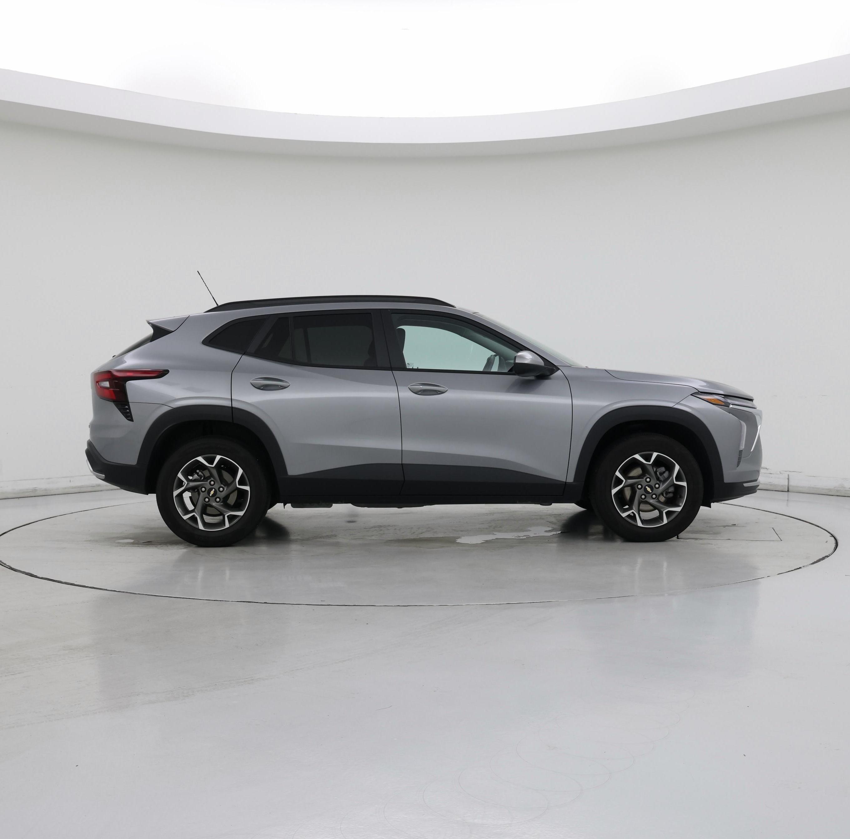 Thumbnail: 2025 Chevrolet Trax - 7