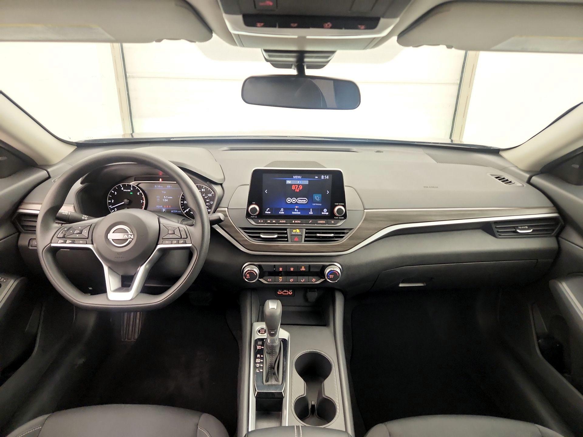 Thumbnail: 2025 Nissan Altima - 9