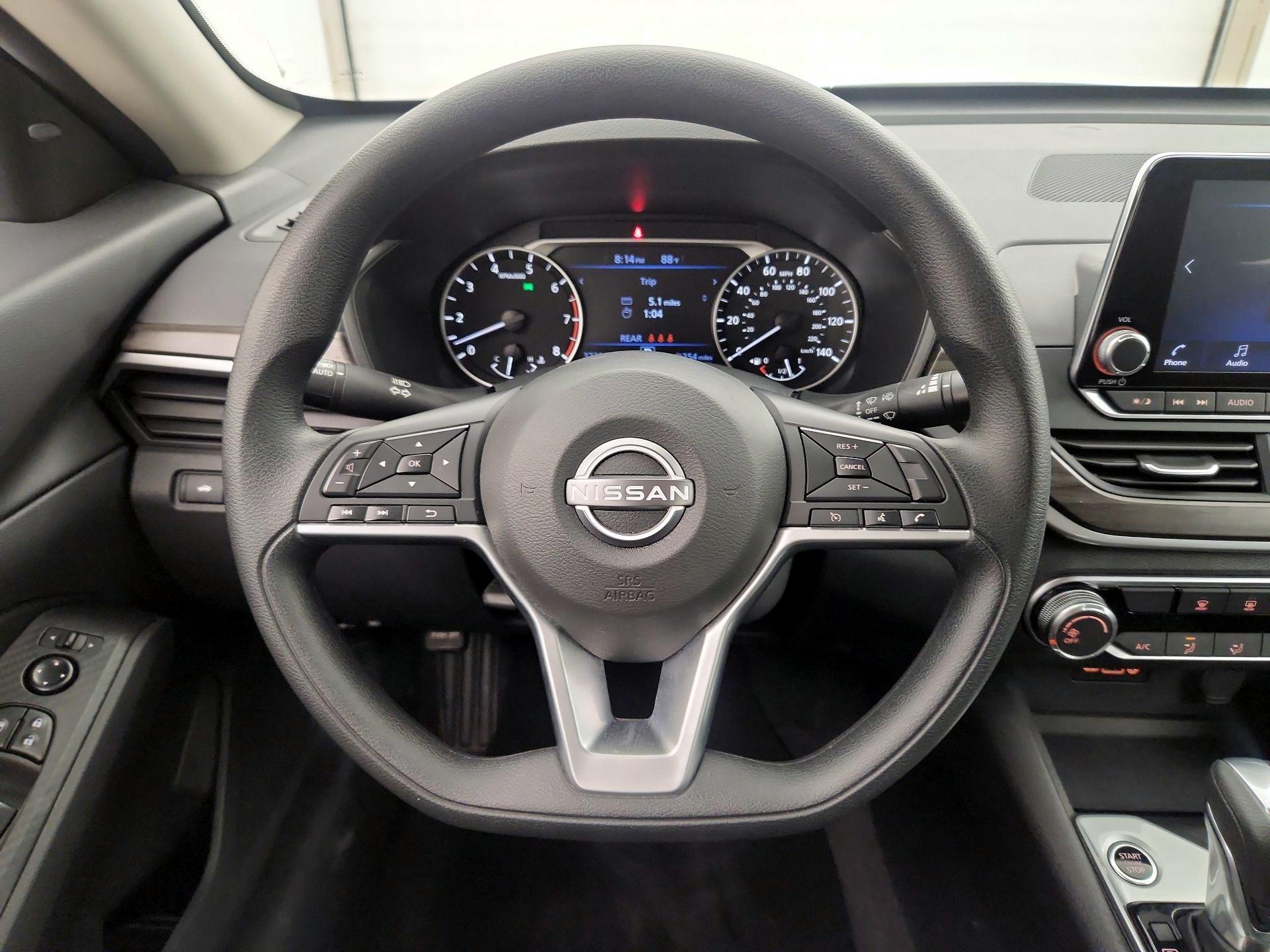 Thumbnail: 2025 Nissan Altima - 10