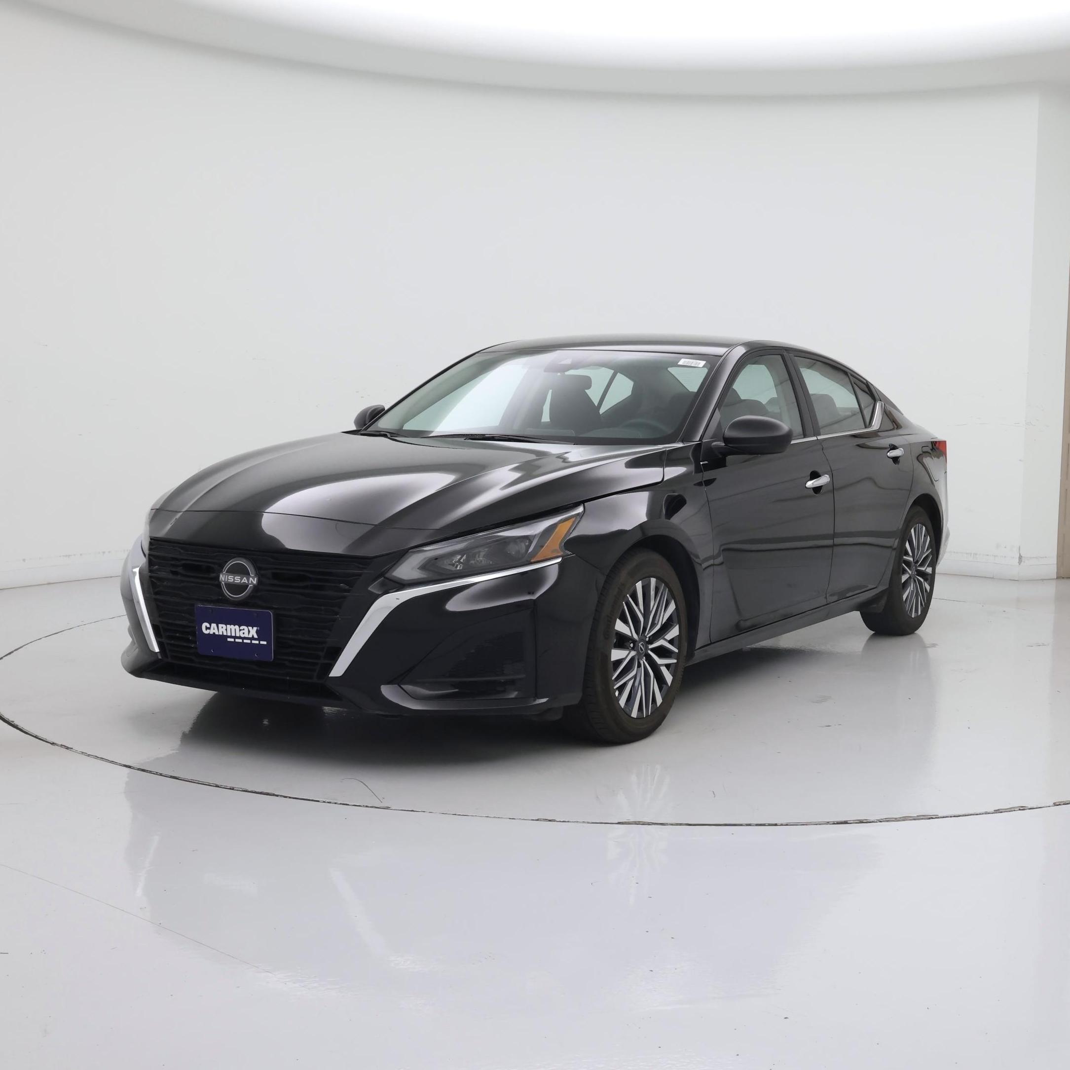 Thumbnail: 2025 Nissan Altima - 4