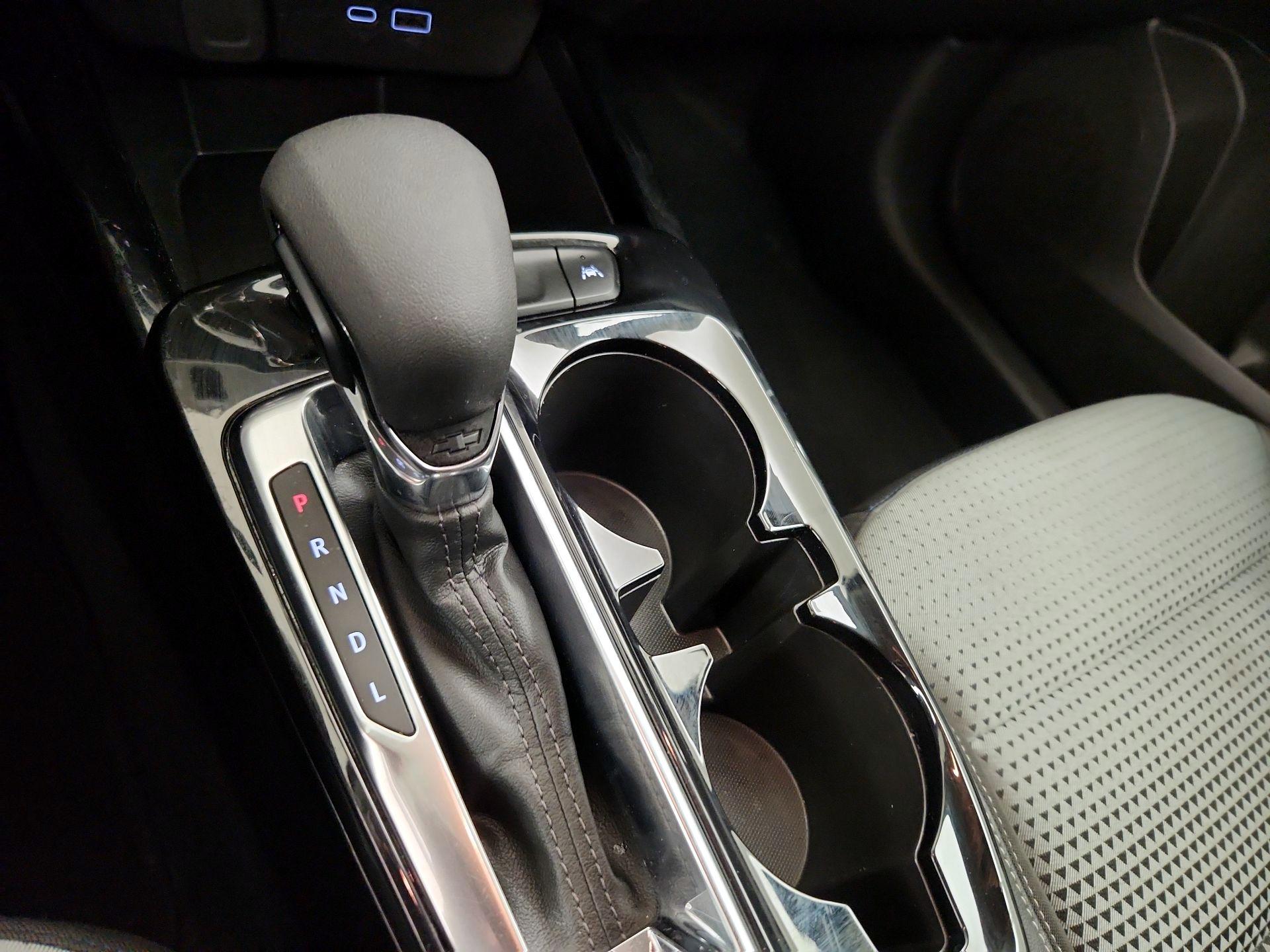 Thumbnail: 2025 Chevrolet Trax - 17