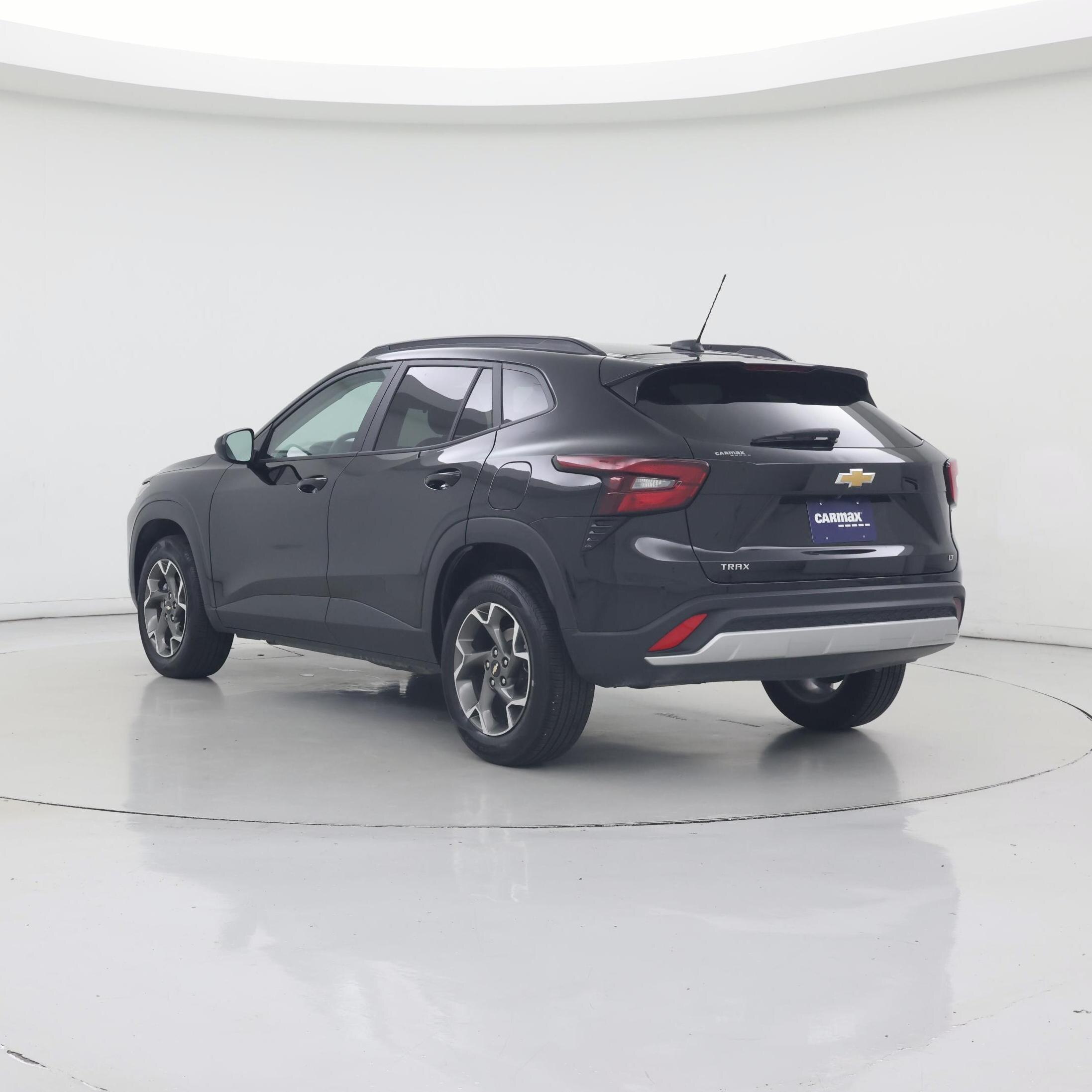 Thumbnail: 2025 Chevrolet Trax - 2
