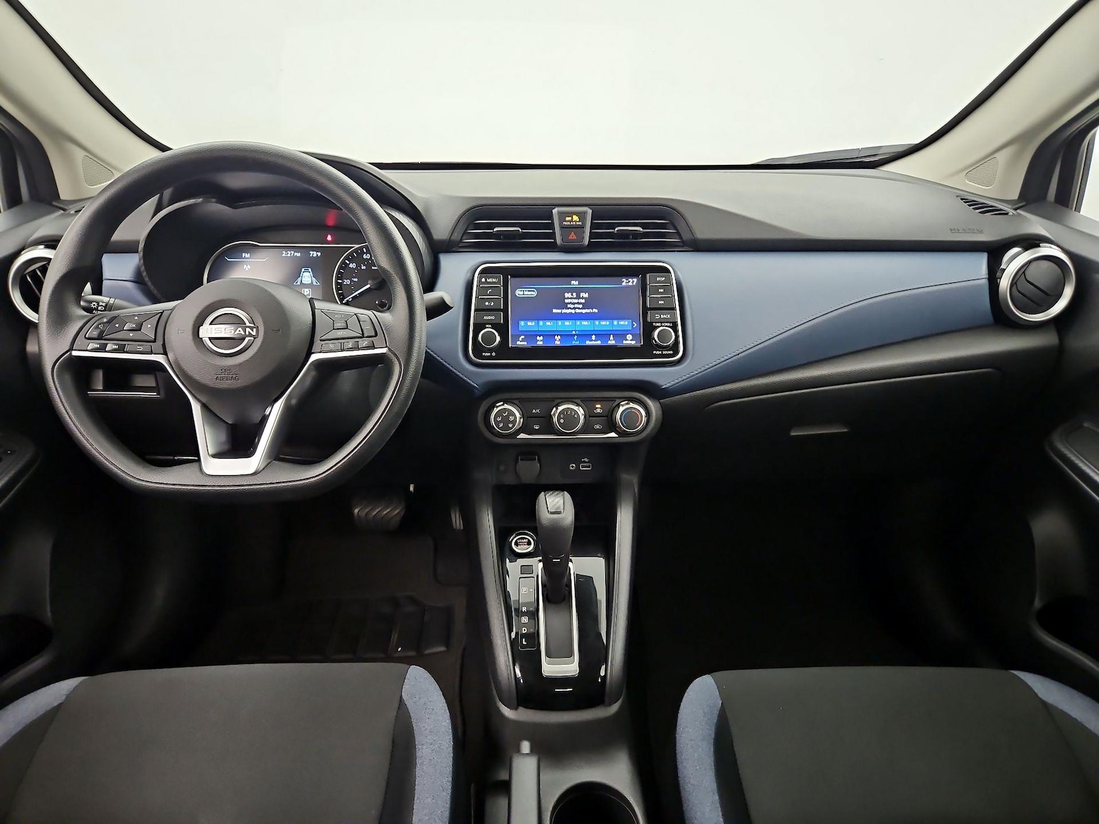 2025 Nissan Versa Sedan SV - Photo 10