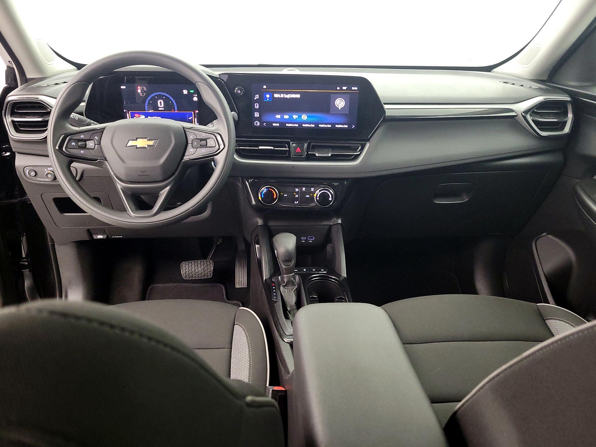 Thumbnail: 2025 Chevrolet TrailBlazer - 9