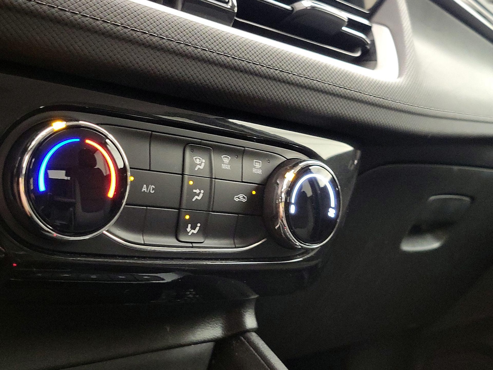 2025 Chevrolet Trailblazer LT - Photo 17