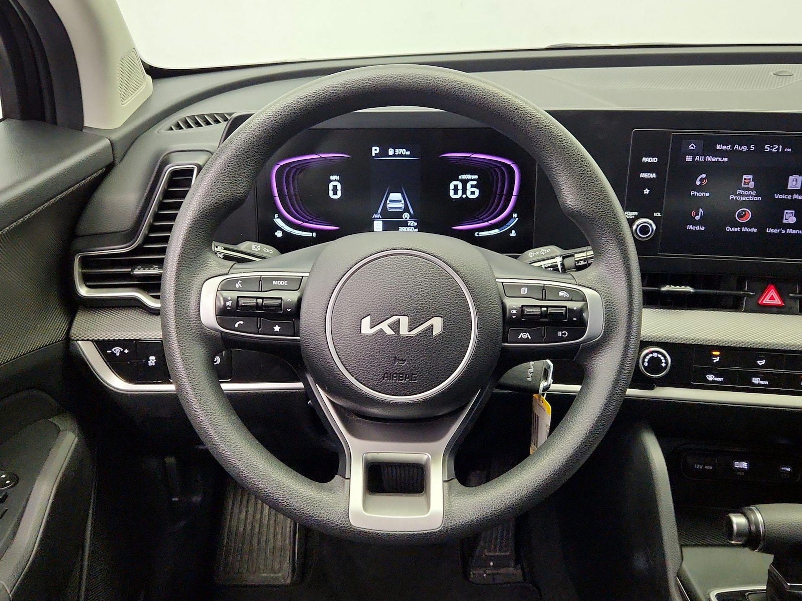 2025 Kia Sportage LX - Photo 11