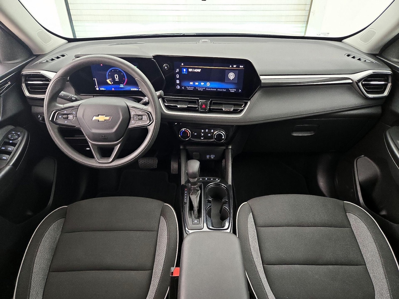 2025 Chevrolet Trailblazer LT - Photo 10