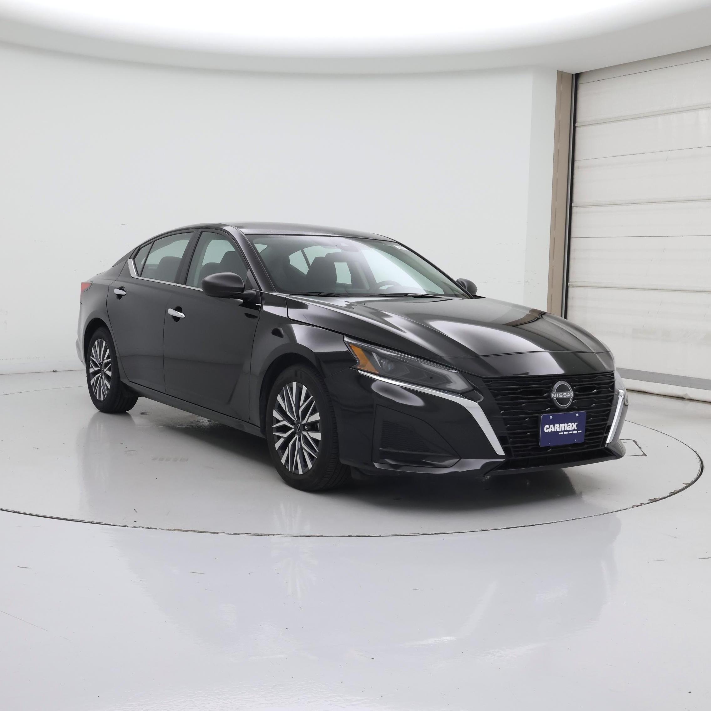 Black 2025 Nissan Altima Sedan Front-Wheel Drive Automatic