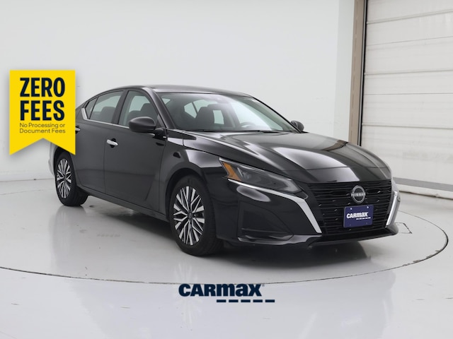 Black 2025 Nissan Altima Sedan Front-Wheel Drive Automatic