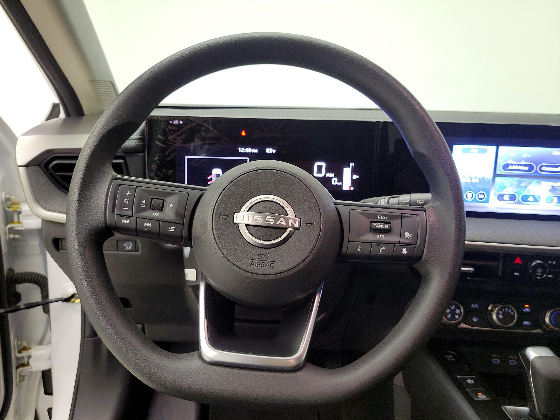 Thumbnail: 2025 Nissan Kicks - 10