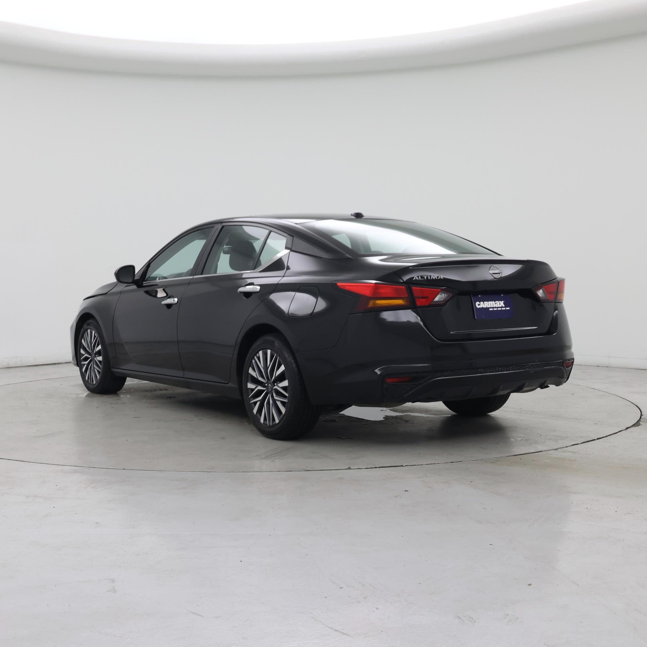 Thumbnail: 2025 Nissan Altima - 2