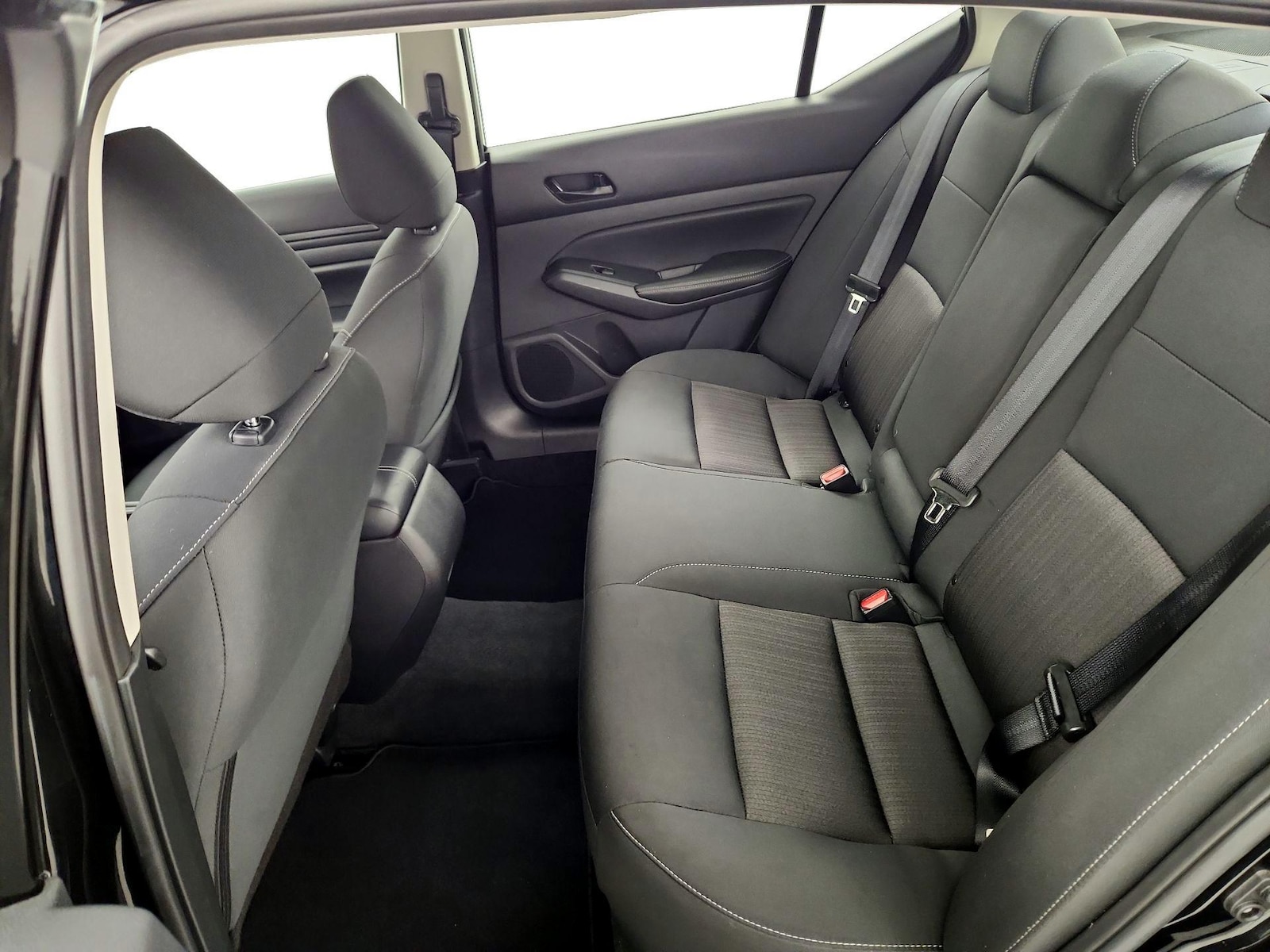 2025 Nissan Altima SV - Photo 20