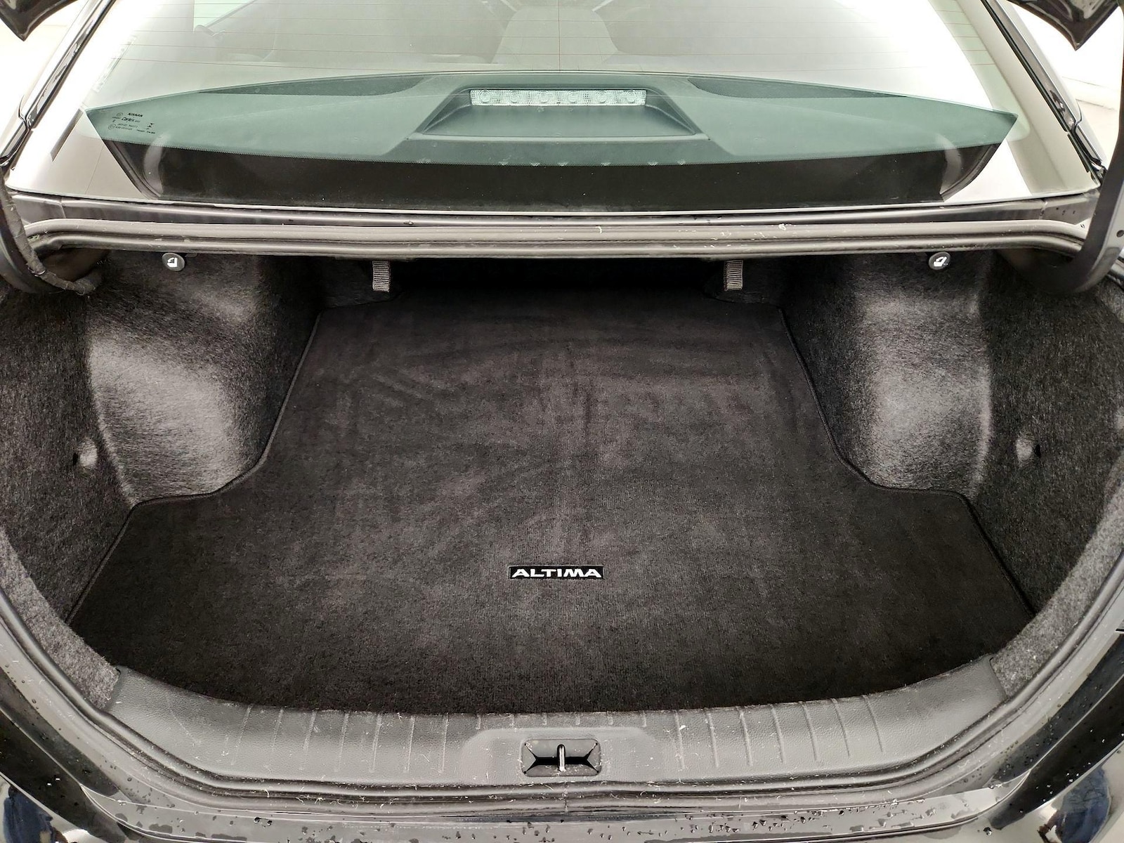 2025 Nissan Altima SV - Photo 21